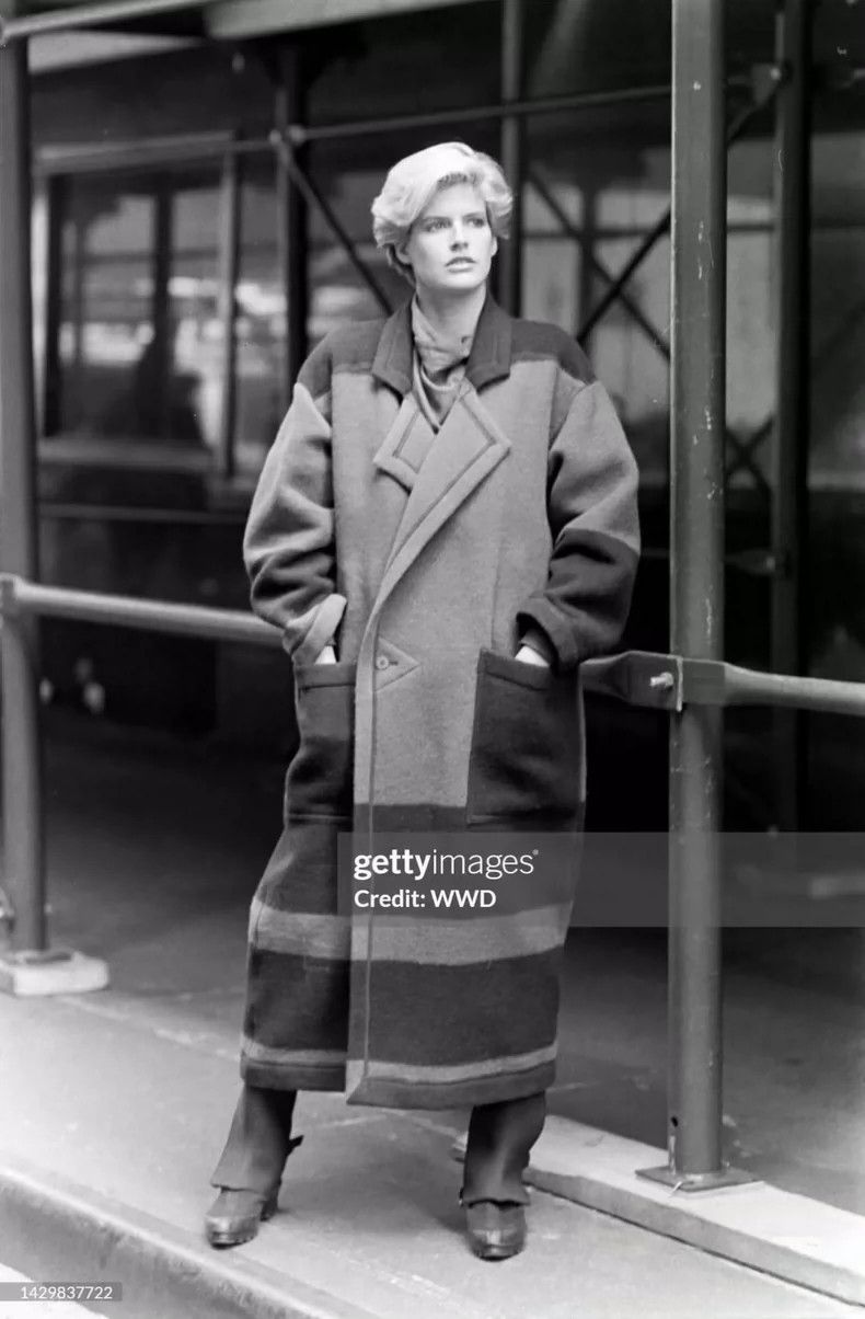 Issey Miyake Issey Miyake size:one size Classic silhouette wool coat Size XS / US 0-2 / IT 36-38 - 8 Thumbnail
