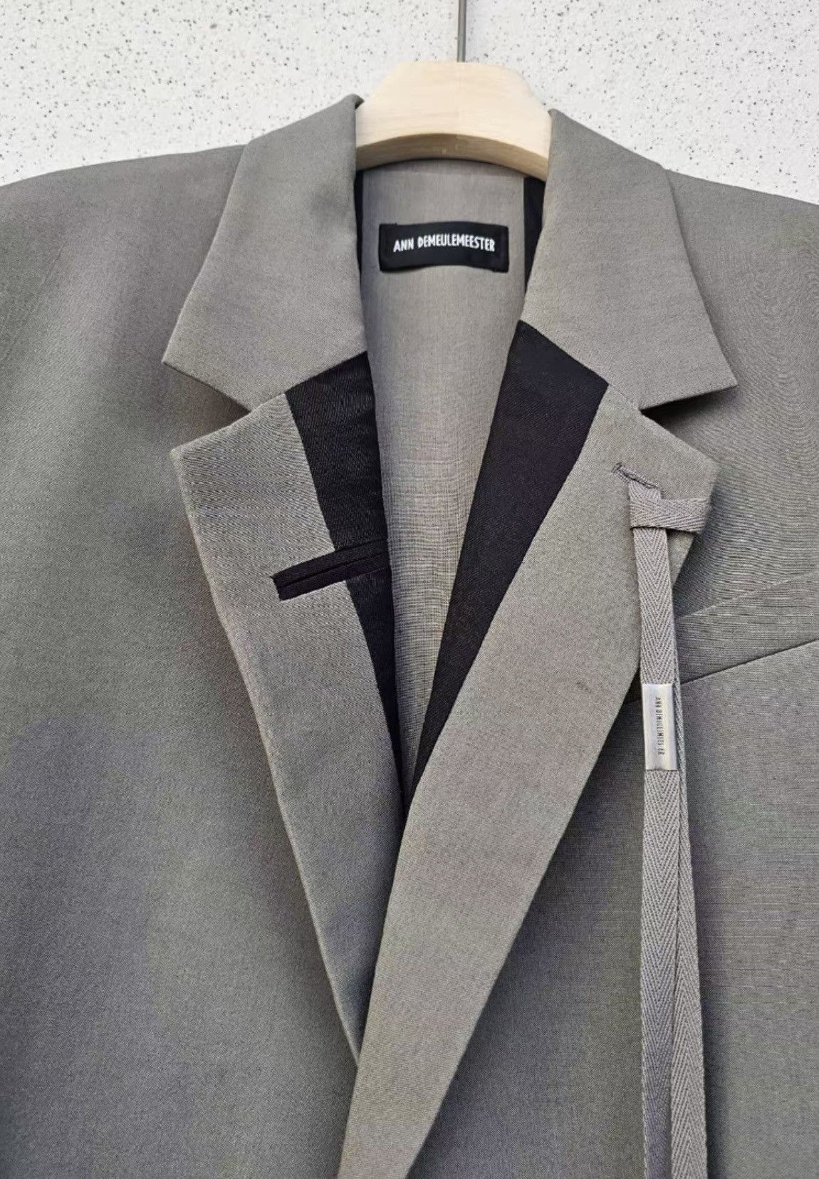 Ann Demeulemeester Ann demeulemeester show new coats, jackets and trench coats Size 46S - 15 Thumbnail