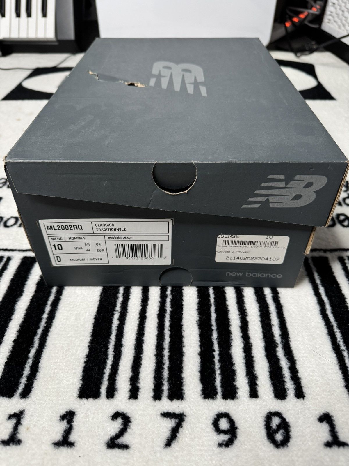 New Balance New Balance 2002R Lemon Haze Size US 10 / EU 43 - 8 Thumbnail