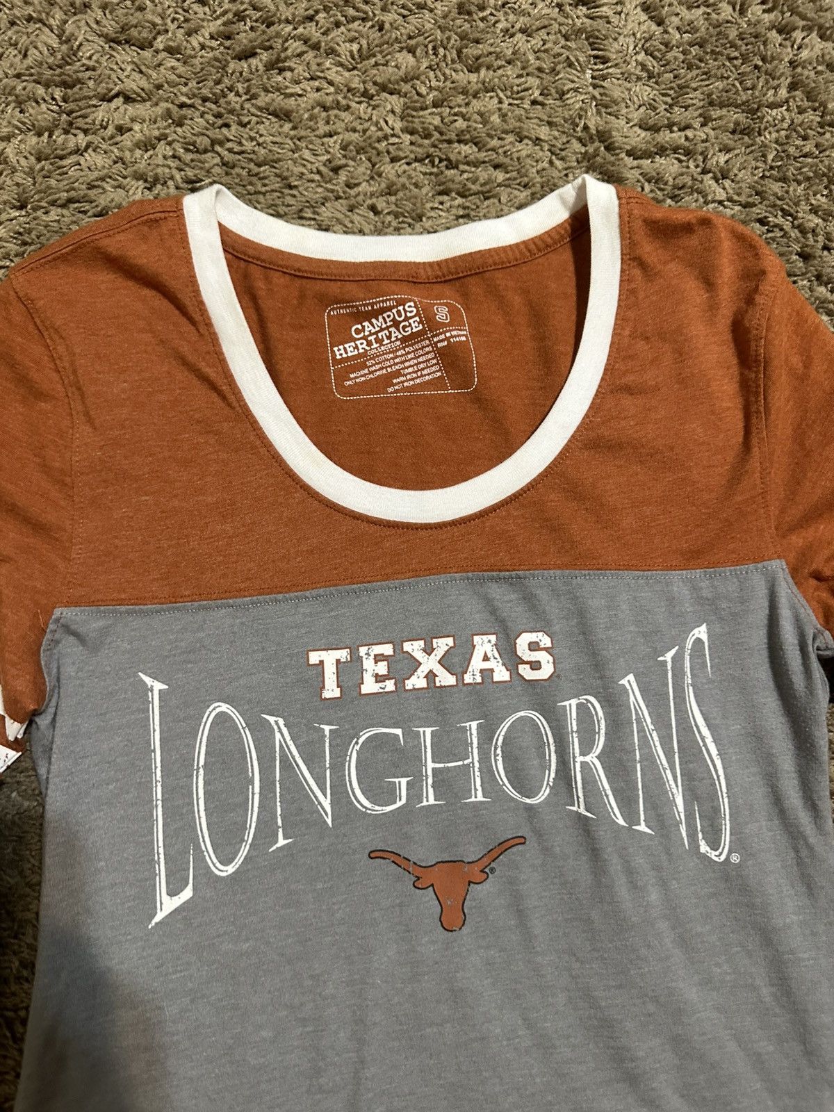 NCAA Vintage Texas Longhorns Women's shirt 00s size small Size S / US 4 / IT 40 - 2 Thumbnail