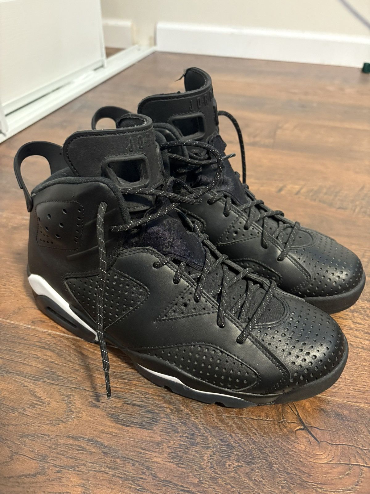 Jordan Brand Jordan 6 Black Cat Size US 9.5 / EU 42-43 - 3 Thumbnail