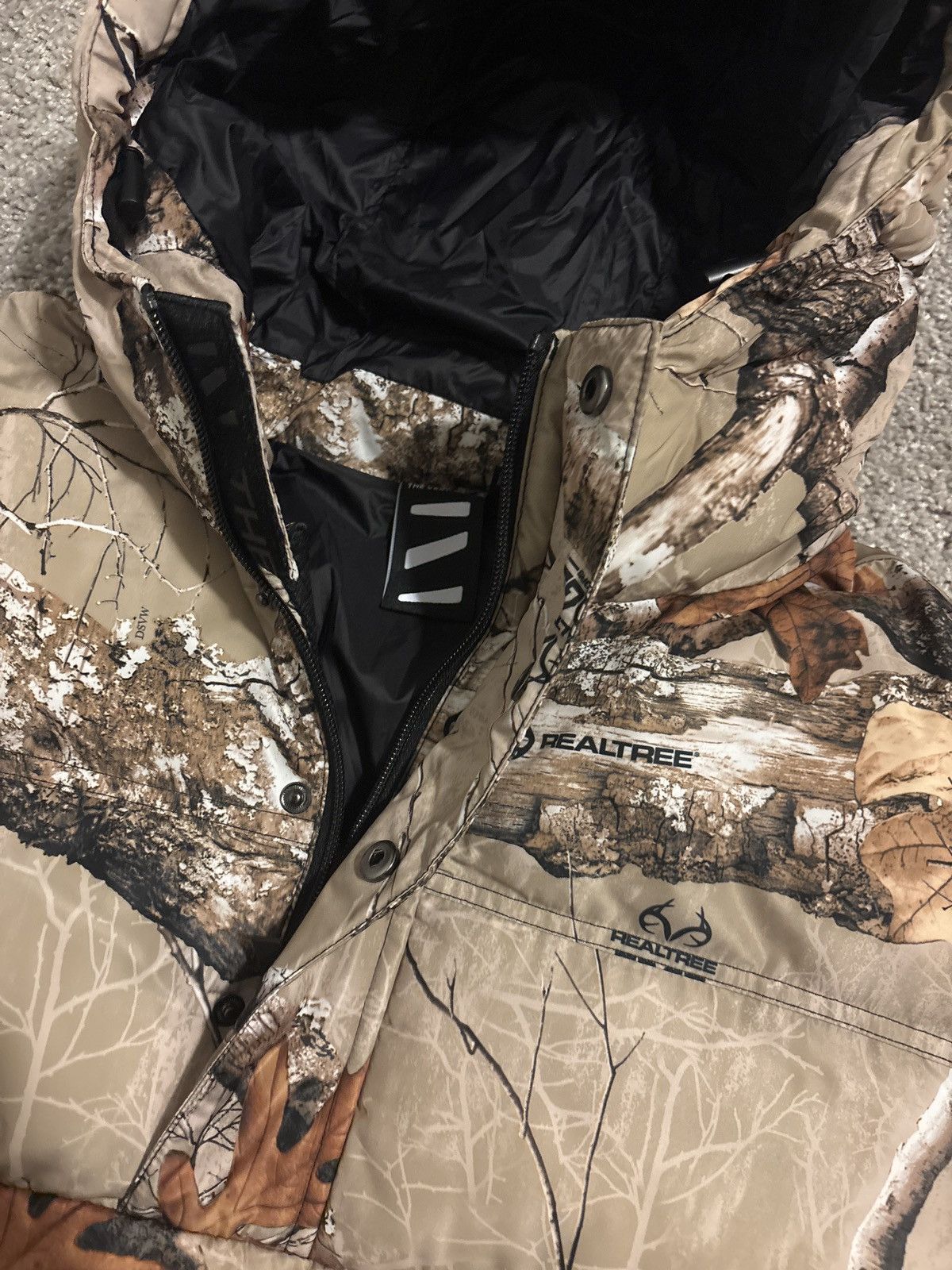 The Very Warm x Realtree Camo Pullover Puffer