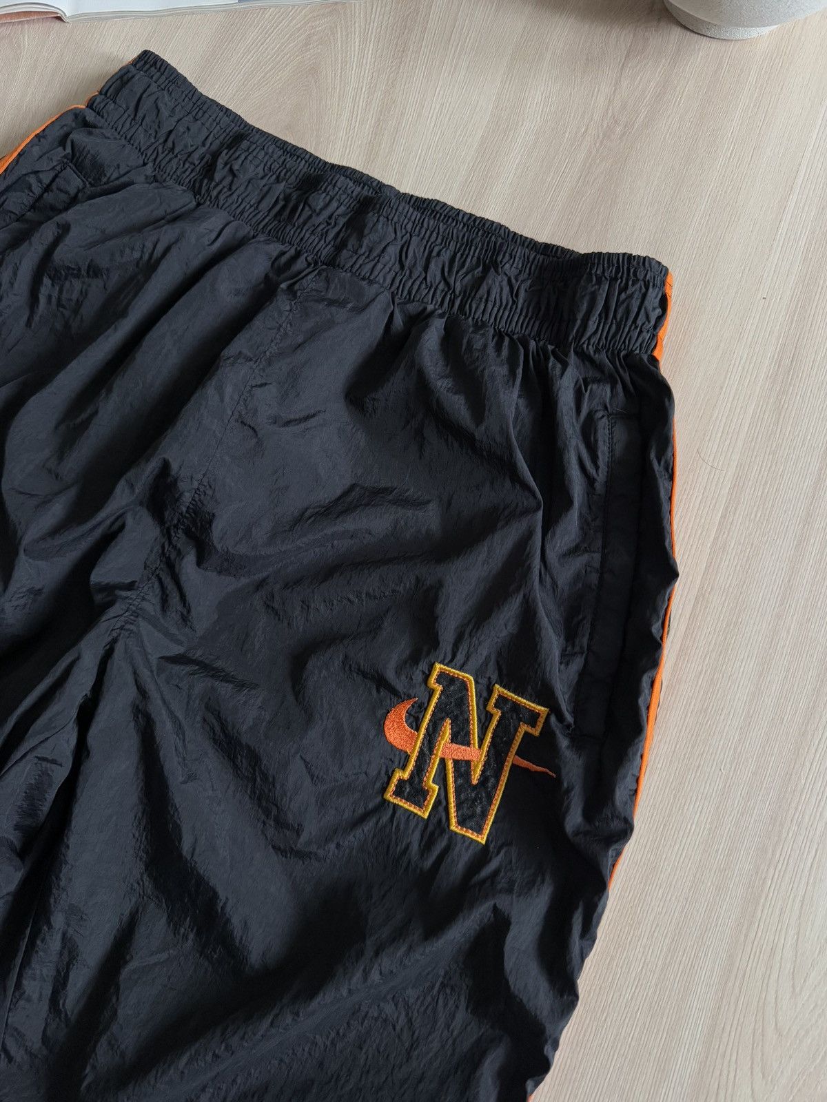 Nike Vintage Nike Nylon Track Pants 00s Size US 34 / EU 50 - 5 Thumbnail
