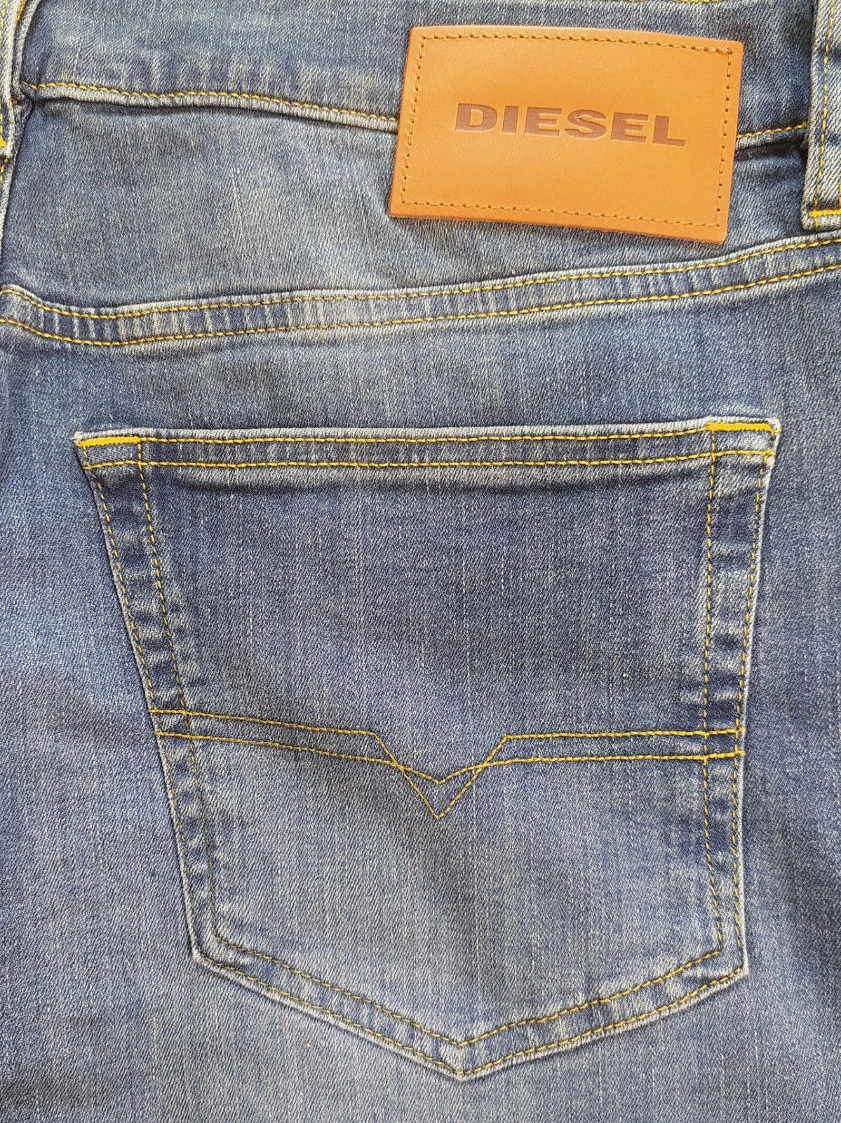 Diesel Diesel D-LUSTER L.32 MENS JEANS T/9962 Size US 33 - 9 Thumbnail