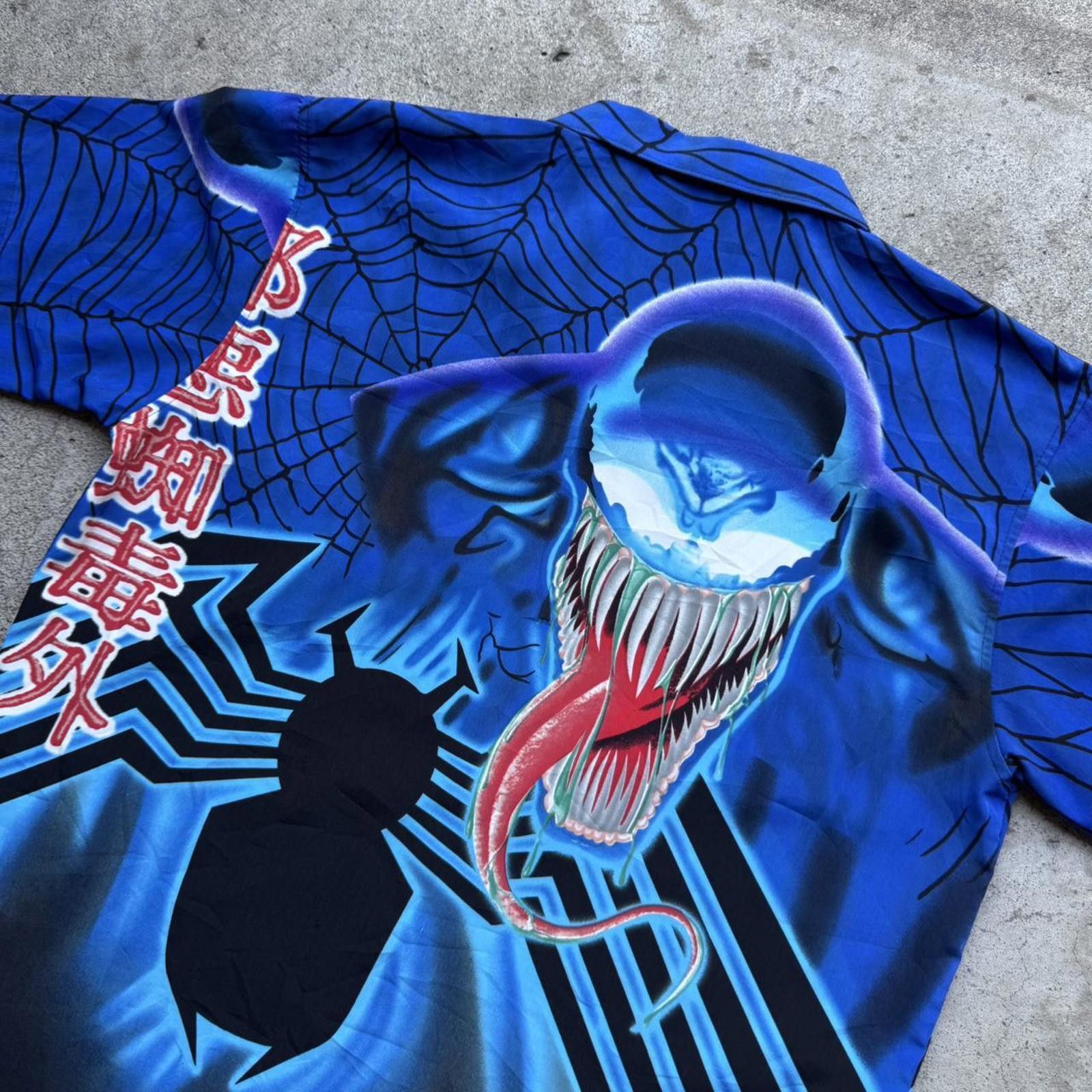 Other Y2K Vintage Blue and black Venom graphic button-up shirt Size US L / EU 52-54 / 3 - 4 Thumbnail