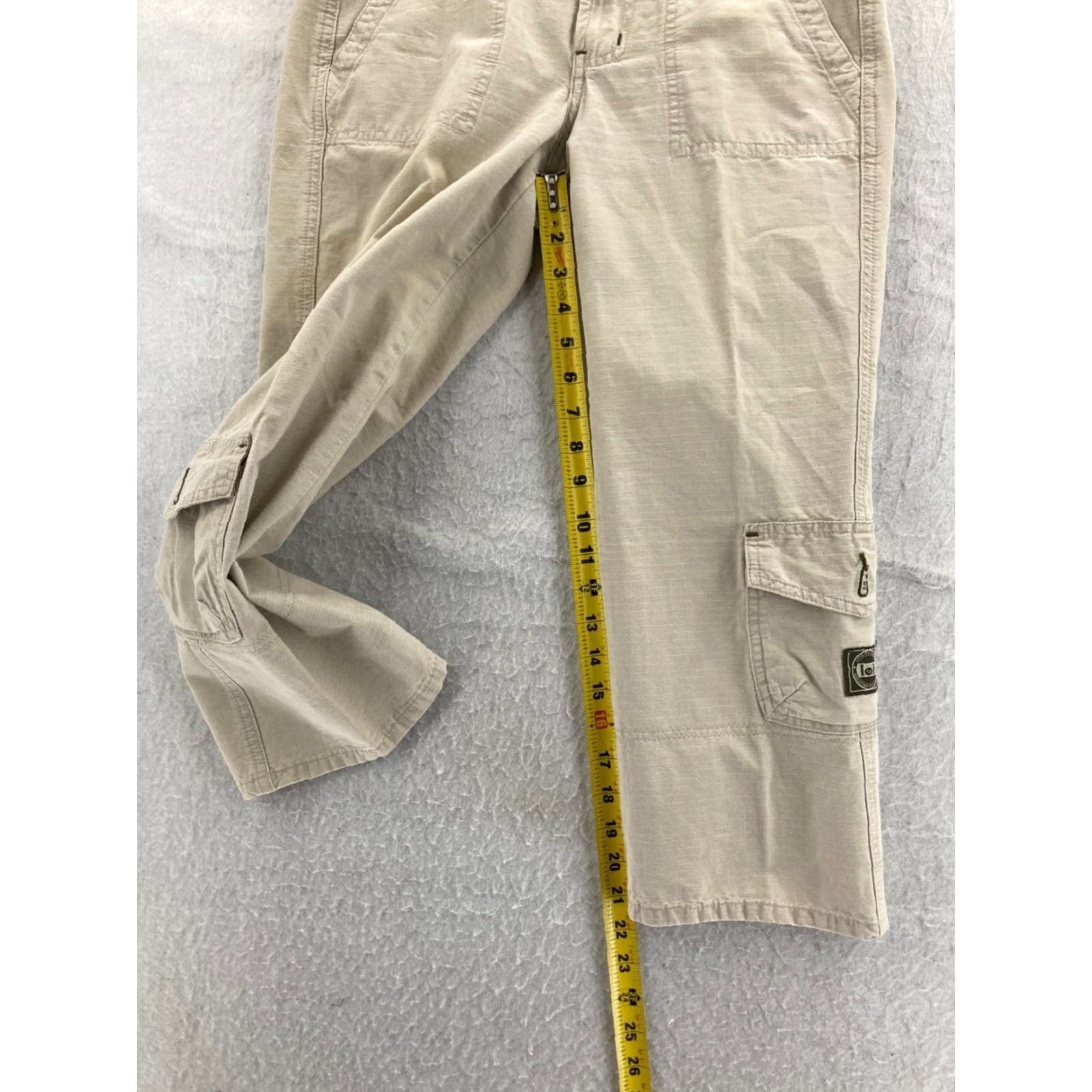 Vintage LEI Capri Pants Womens Cropped Low Waist Beige 100% Cotton Straight Leg 21in Inseam Pants Womens Size 25" / US 0 / IT 36 - 5 Thumbnail