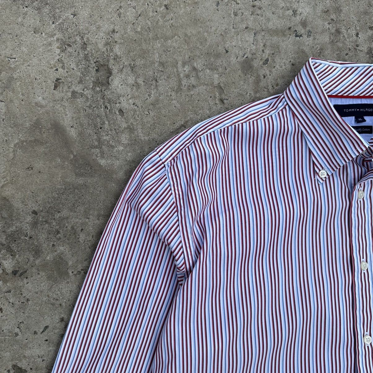 Tommy Hilfiger × Vintage Vintage Tommy Hilfiger Button Up Shirts Old Money Y2K 00s Size US XL / EU 56 / 4 - 5 Thumbnail