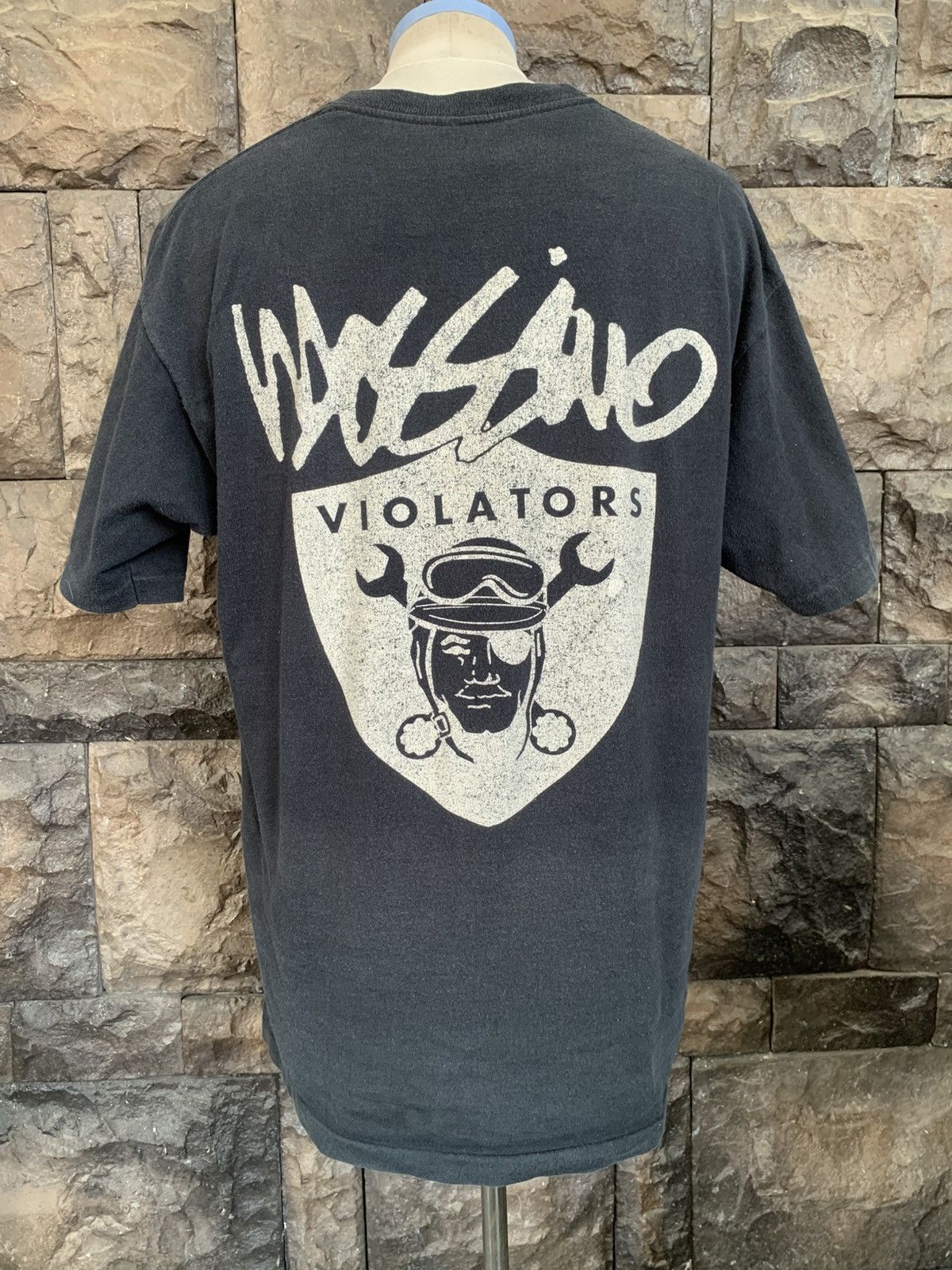Mossimo Vintage 90s Mossimo Violators Skate Surf Streetwear T shirt Size US L / EU 52-54 / 3 - 1 Thumbnail