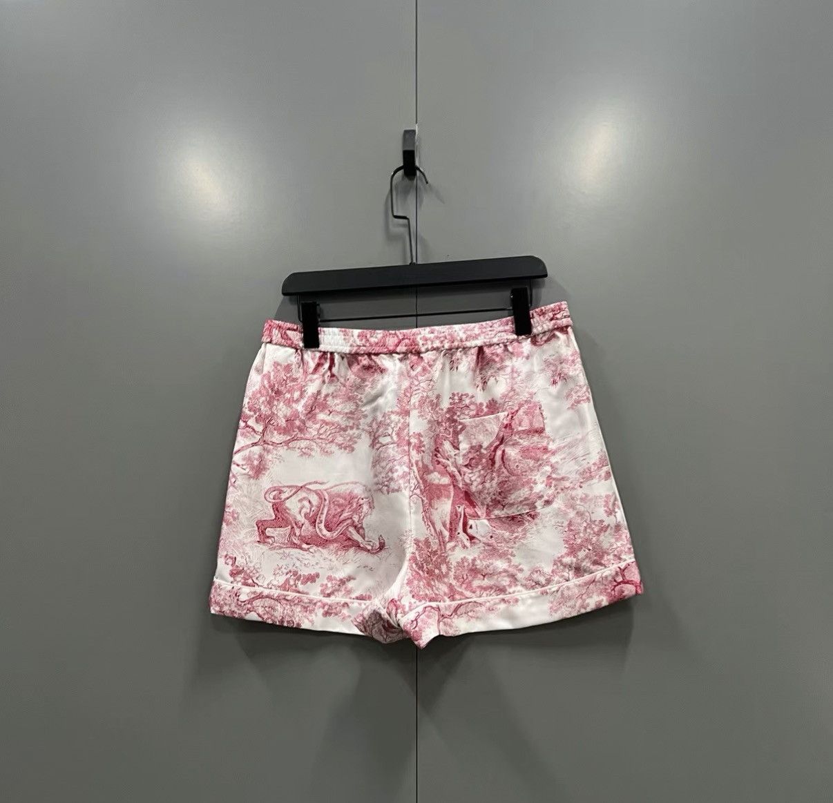 Dior Dior Silk Twill Animal Print Shorts J41 Size 27" / US 4 / IT 40 - 2 Thumbnail