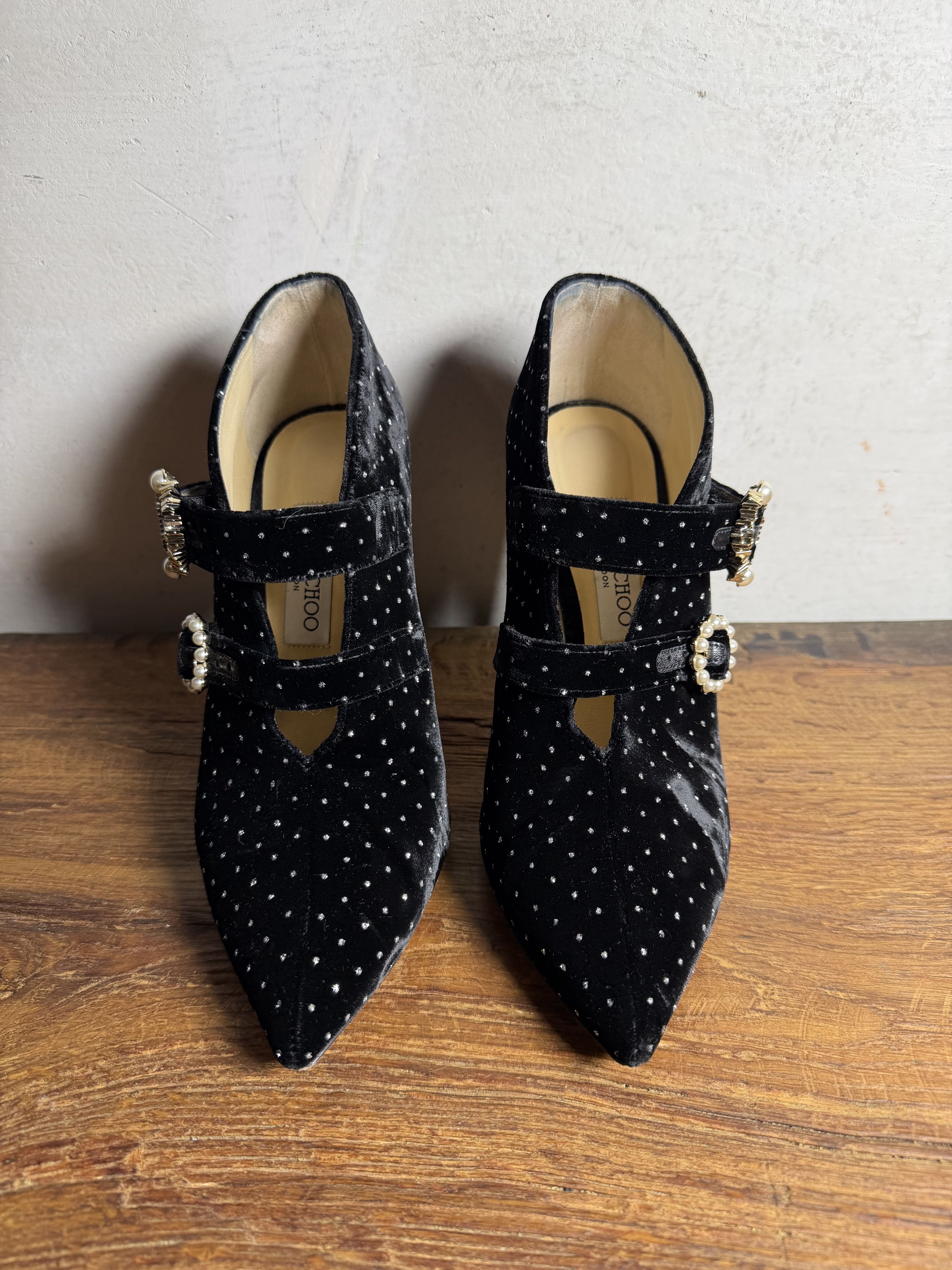 Jimmy Choo Jimmy Choo Larissa 100 Booties in Black Velvet Size US 9 / IT 39 - 8 Thumbnail