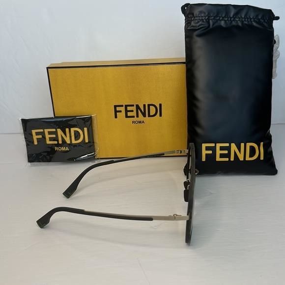Fendi - New Authentic💯- FENDI Green Mirror Navigator Men's Sungla Size ONE SIZE - 11 Thumbnail