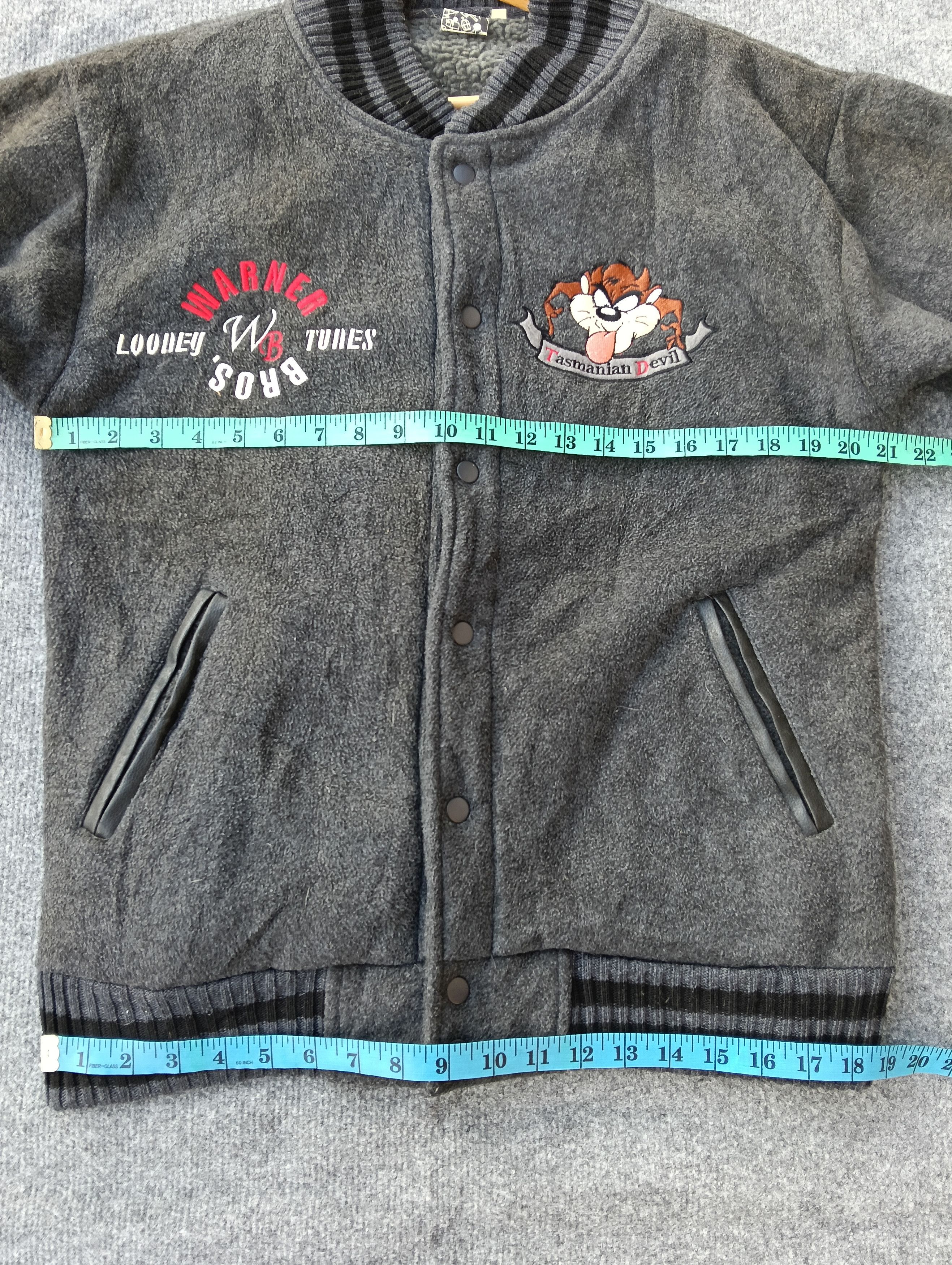Warner Bros Vintage Tasmanian devil jacket. Size US M / EU 48-50 / 2 - 6 Thumbnail