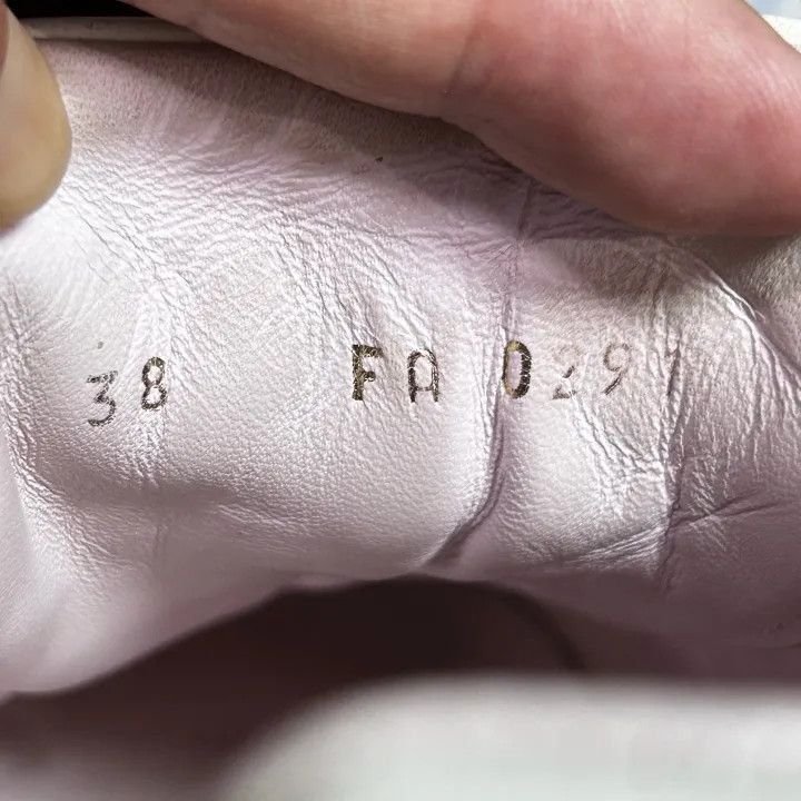 Louis Vuitton Louis Vuitton Time Out Fashion Low-Top Sneakers -2508 Size US 7 / IT 37 - 8 Thumbnail