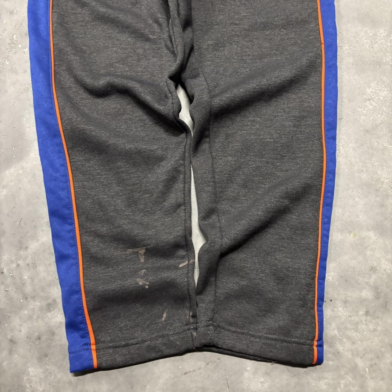 NCAA × Vintage Crazy Vintage Y2K/2000s Dark Grey Florida Gators College Essential Sweatpants! Size US 30 / EU 46 - 4 Thumbnail