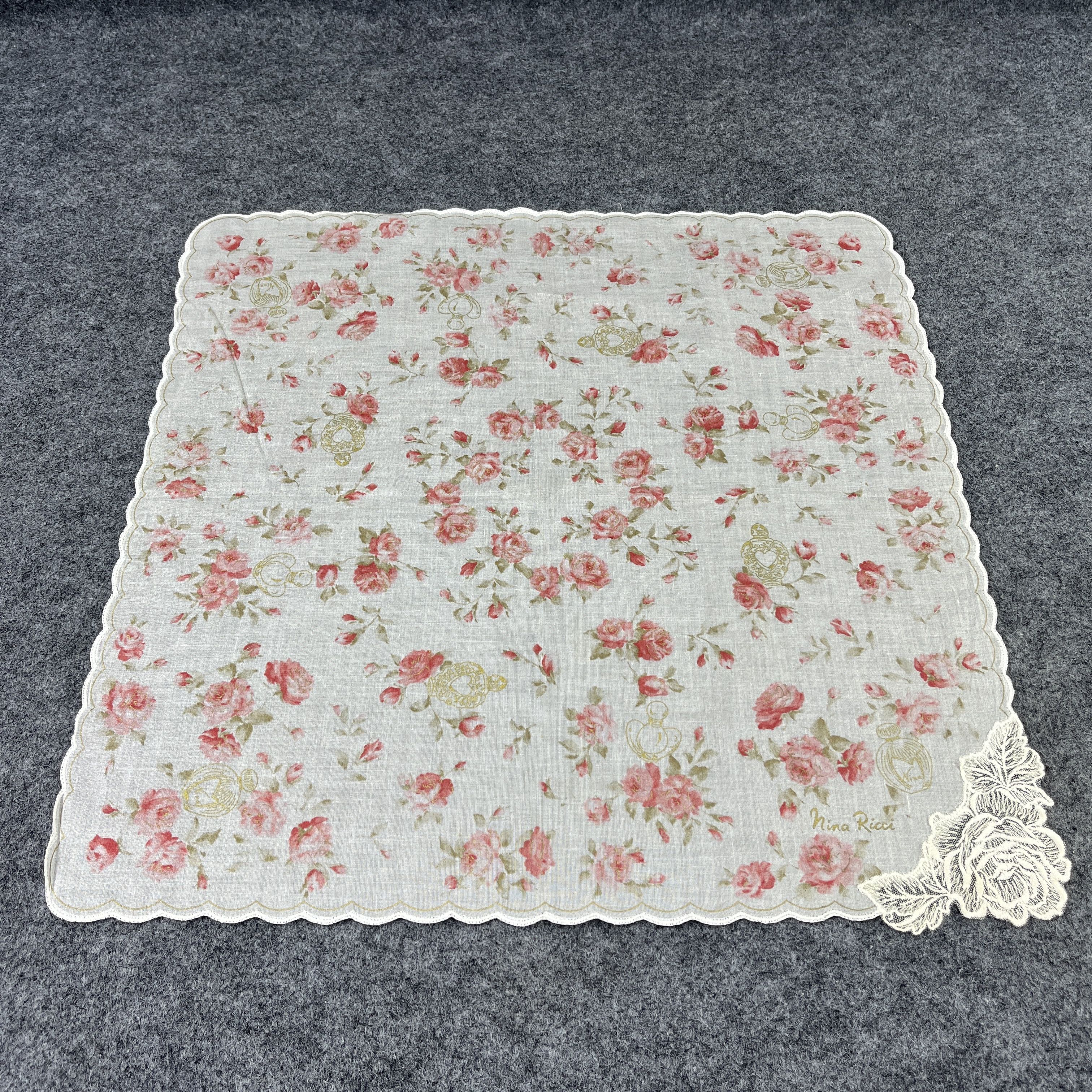 Nina Ricci × Vintage Nina Ricci Handkerchief / Bandana / Neckerchief B105 Size ONE SIZE - 3 Thumbnail
