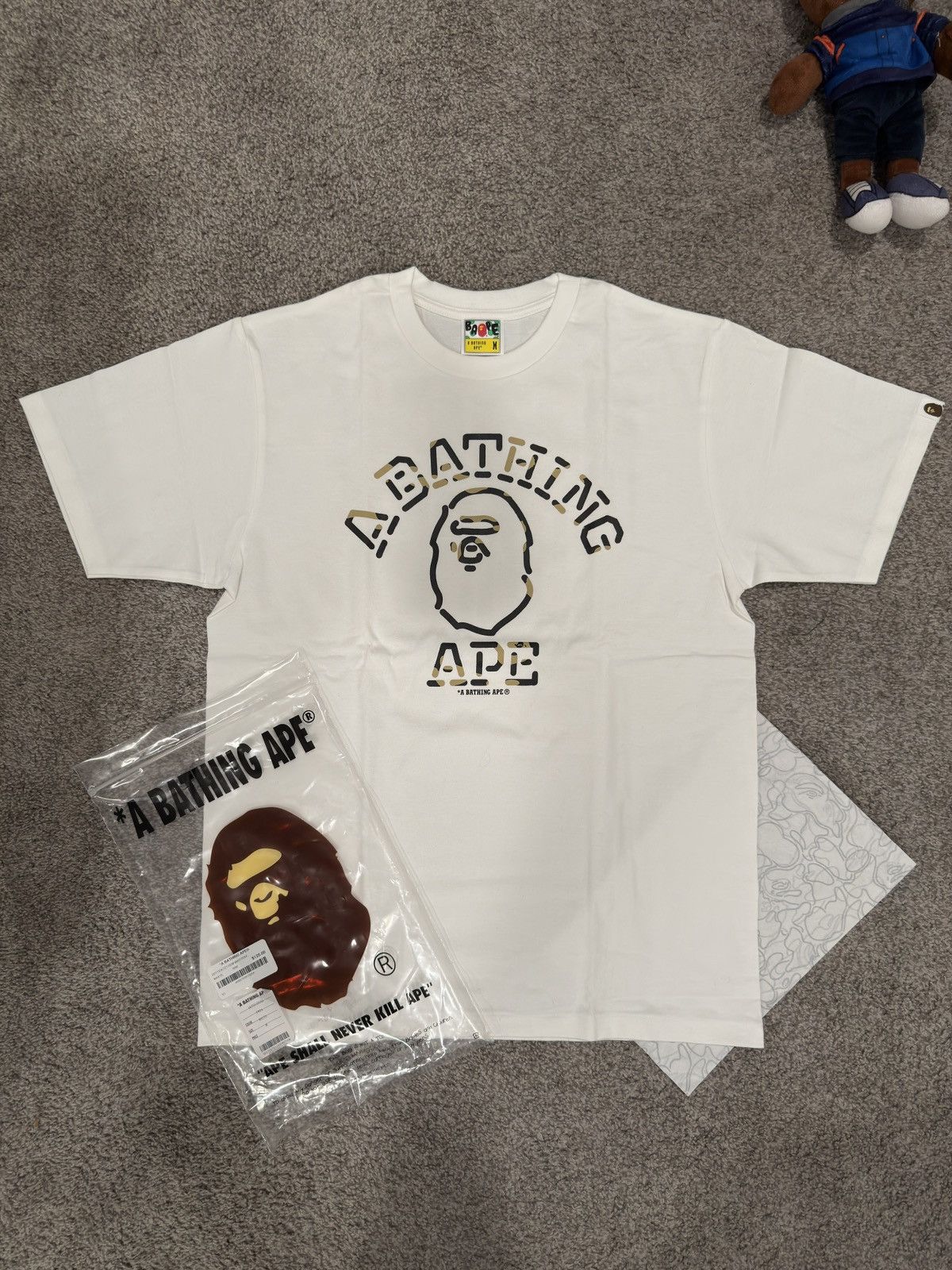 Bape BAPE Madison Avenue NYC store exclusive college tee Size US M / EU 48-50 / 2 - 1 Thumbnail