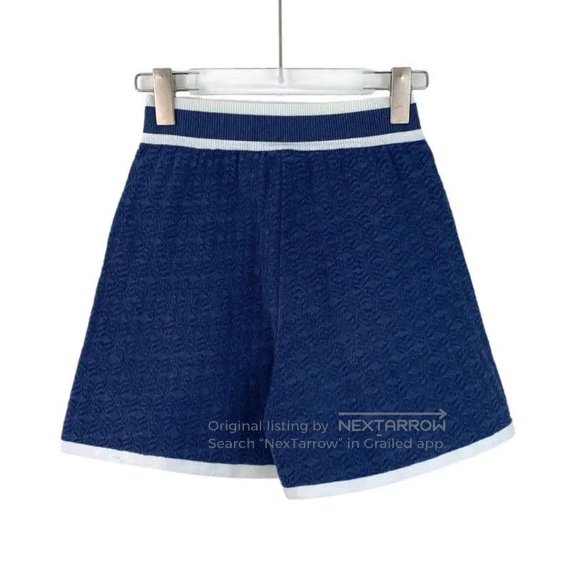 Chanel Chanel Deep Blue Cotton Women's Shorts . Size 22" - 1 Thumbnail