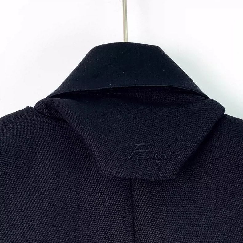 Fendi FENDI Black notch collar long-sleeve suit jacket Size XXS / US 00 / IT 34 - 5 Thumbnail