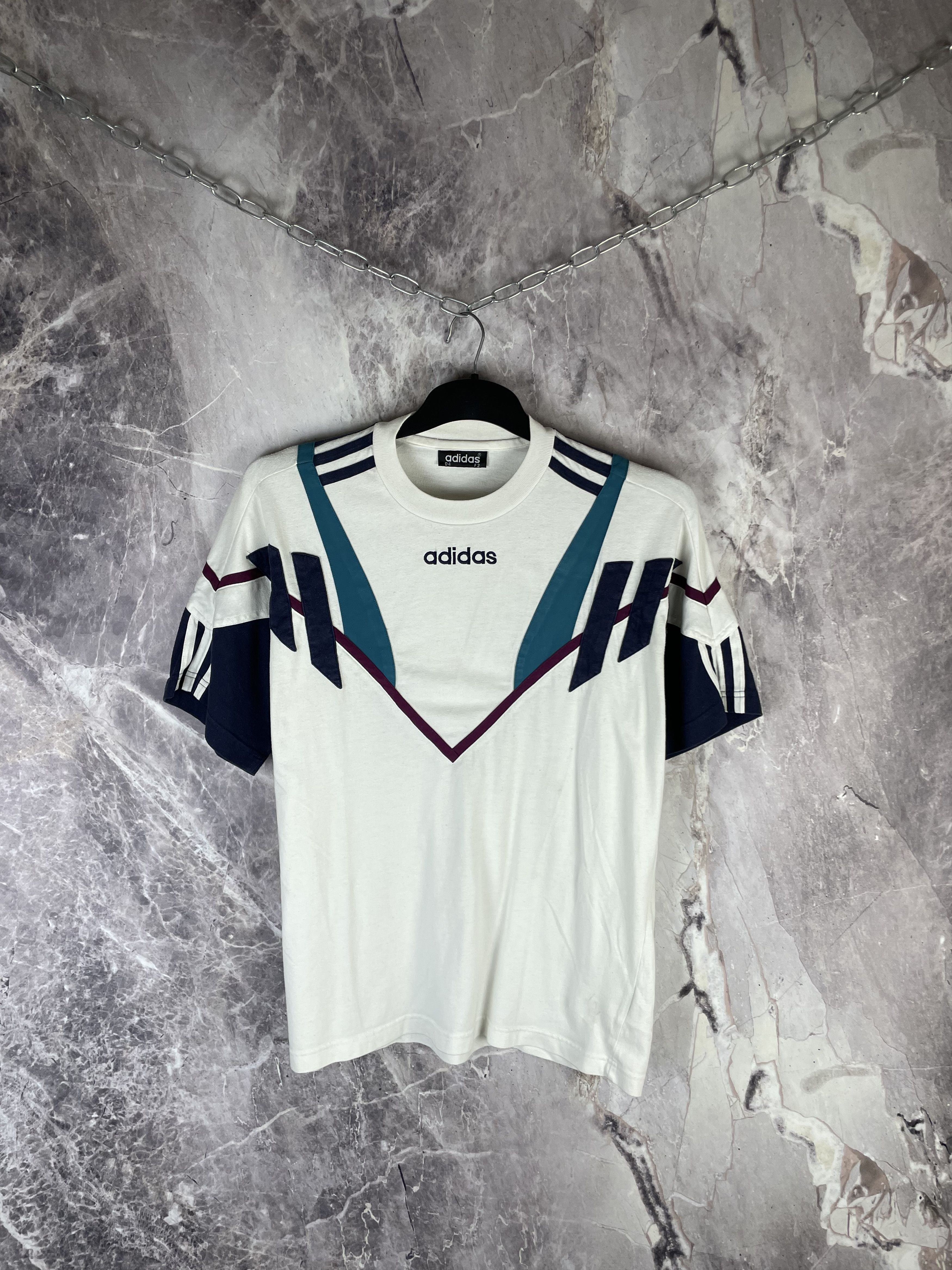 Adidas Vintage Adidas Tee 90s Size US S / EU 44-46 / 1 - 2 Thumbnail