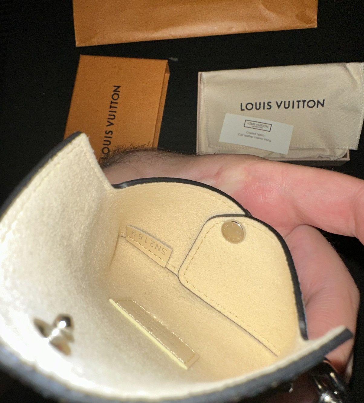 Louis Vuitton louis vuitton coin purse collectible Size ONE SIZE - 6 Thumbnail
