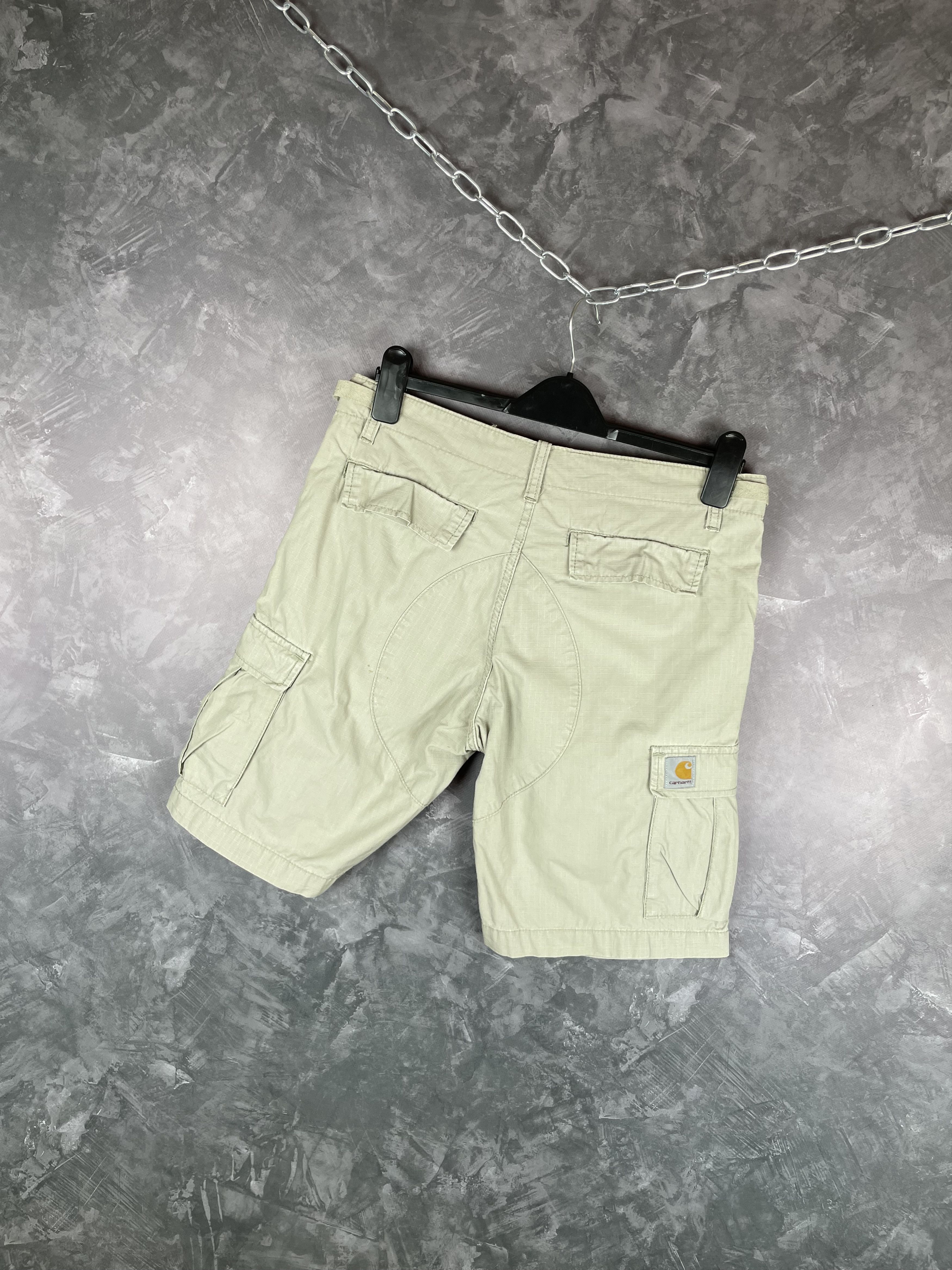 Carhartt Vintage Carhartt Wip shorts cargo Size US 30 / EU 46 - 2 Thumbnail