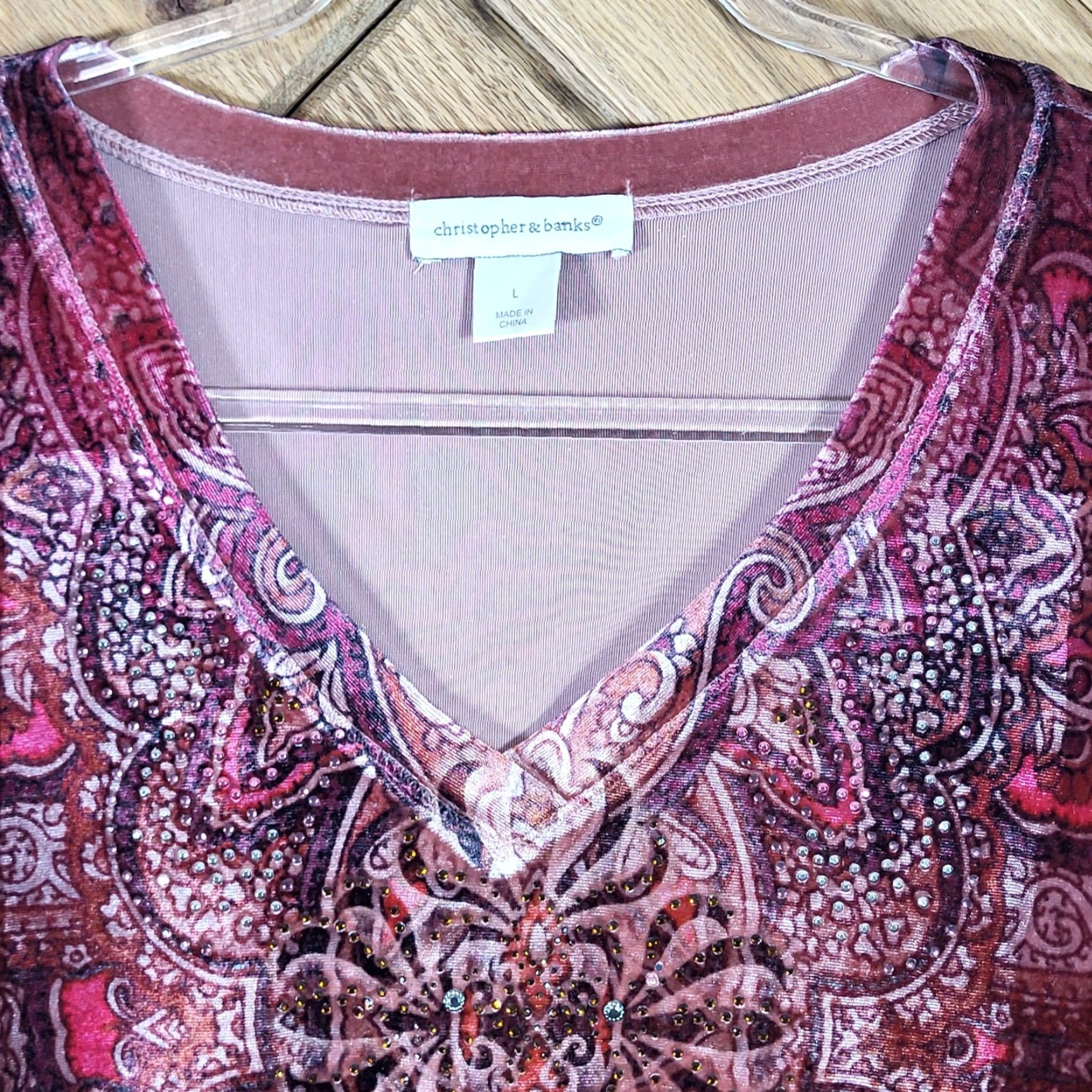 Vintage VINTAGE Christopher & Banks Velvet Burnout Top Women L Paisley Embellished Burgundy Size L / US 10 / IT 46 - 2 Thumbnail