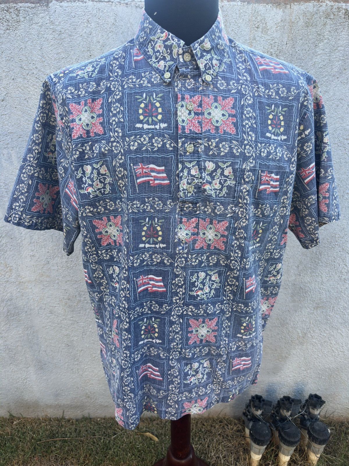 Reyn Spooner Rare Reyn Spooner Blue First Hawaiian Bank 150 Year Men's L Size US L / EU 52-54 / 3 - 1 Thumbnail
