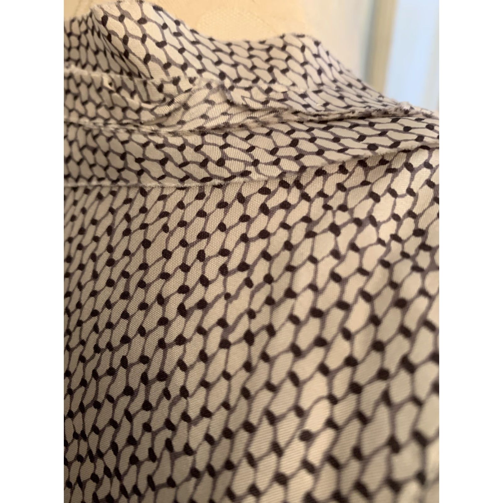 J.Crew VINTAGE 10 J.Crew Women's Palmera Ruffle Cami Gray Tan Style 23363 Sleeveless Blouse Size L / US 10 / IT 46 - 5 Thumbnail