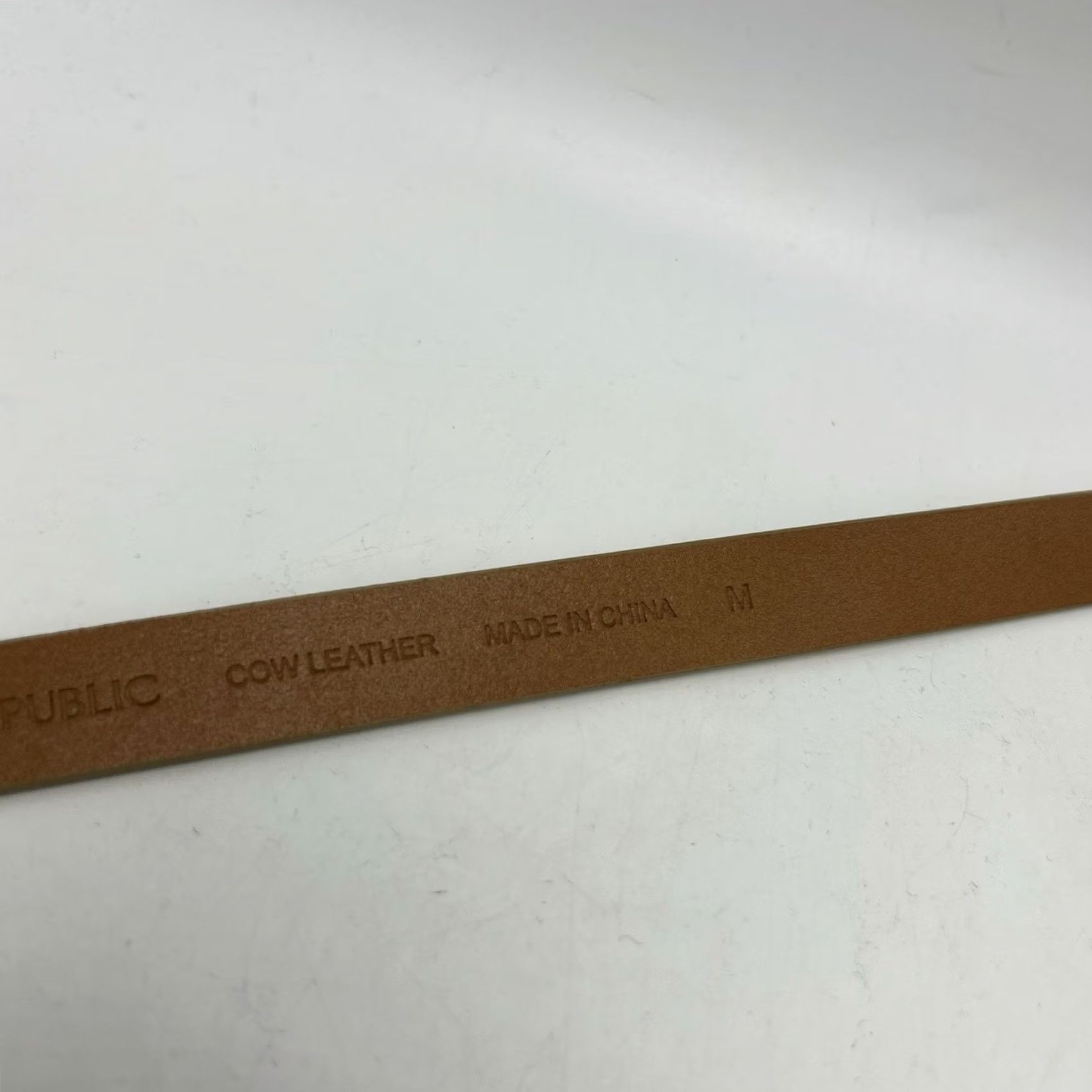 Banana Republic Banana Republic Belt Women M Beige Skinny Suede Leather Cow Buckle Regular 3/4" Width Size ONE SIZE - 7 Thumbnail