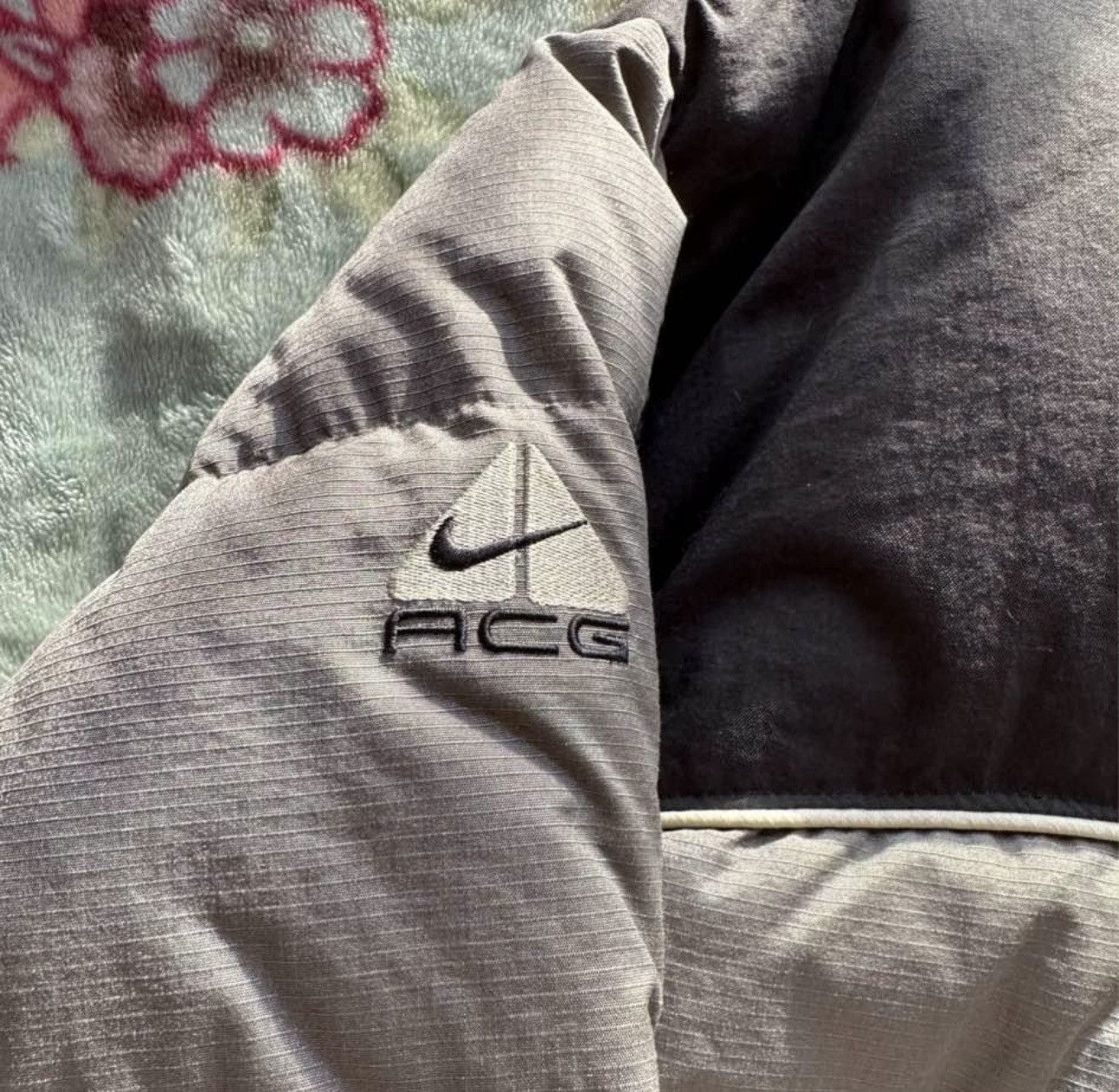 Vintage Nike acg puffer Size US L / EU 52-54 / 3 - 7 Thumbnail
