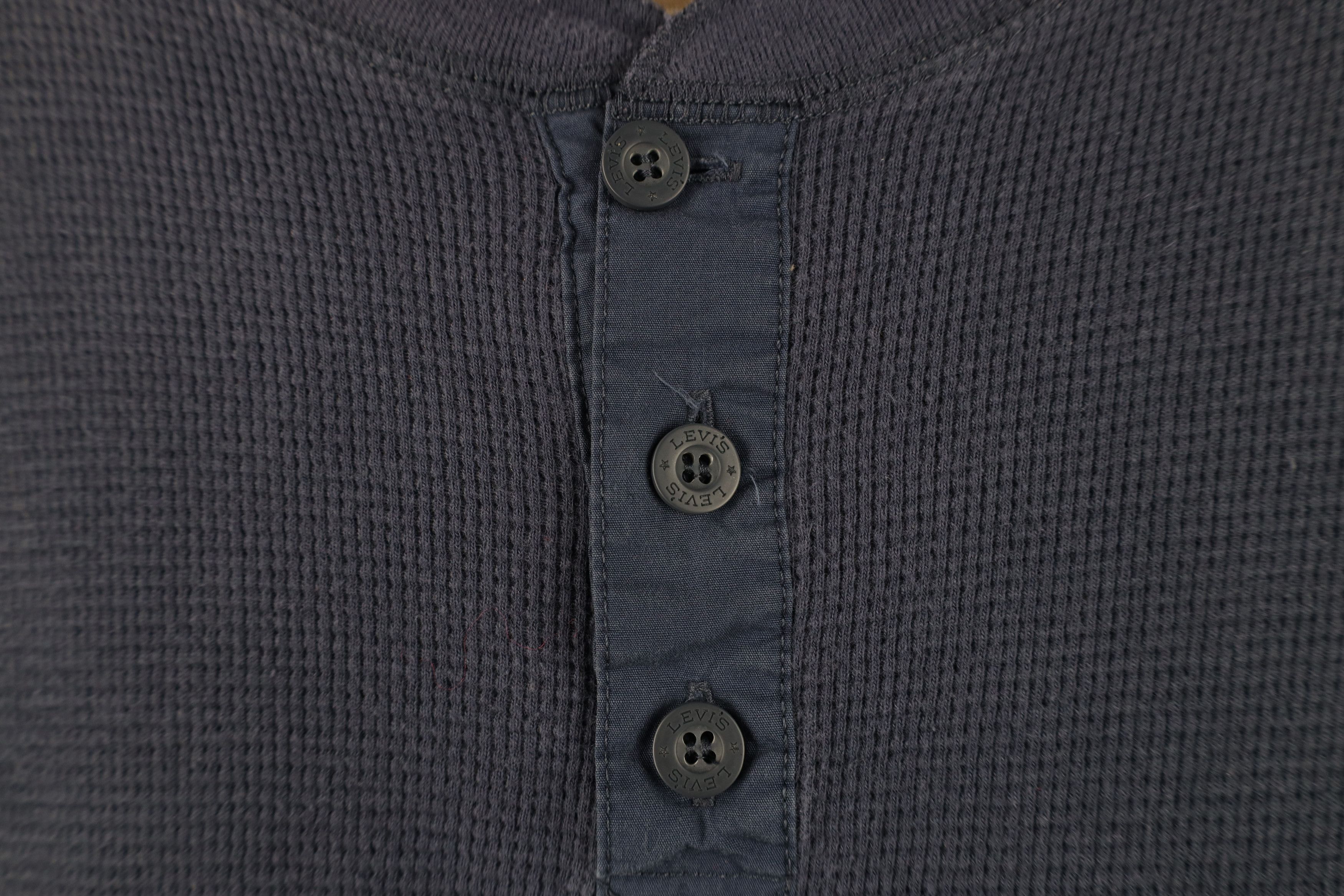 Levi's Vintage Levis Waffle Knit Long Sleeve Henley T-Shirt Size US L / EU 52-54 / 3 - 4 Thumbnail