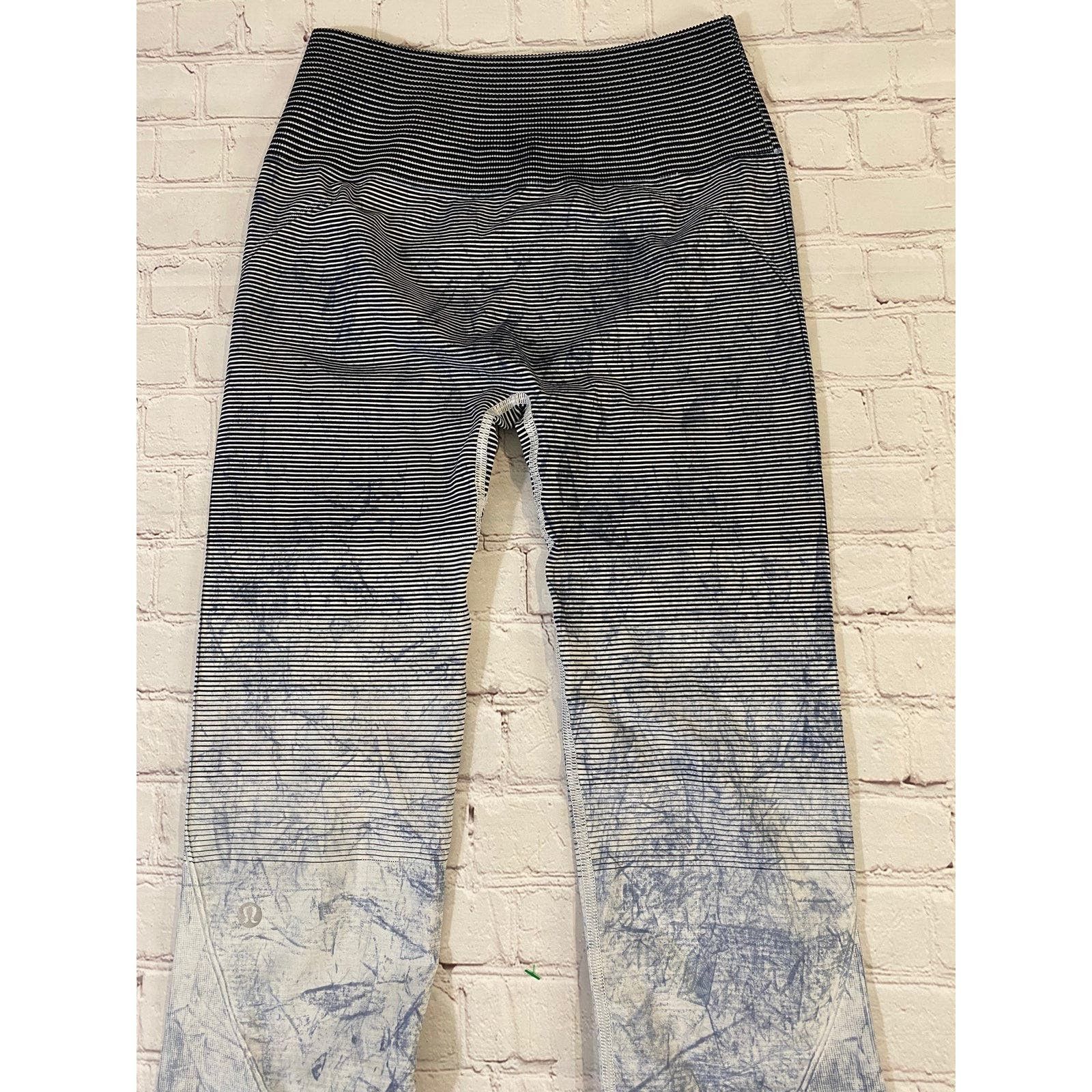 Lululemon lululemon leggings size 4 Size 27" / US 4 / IT 40 - 8 Thumbnail