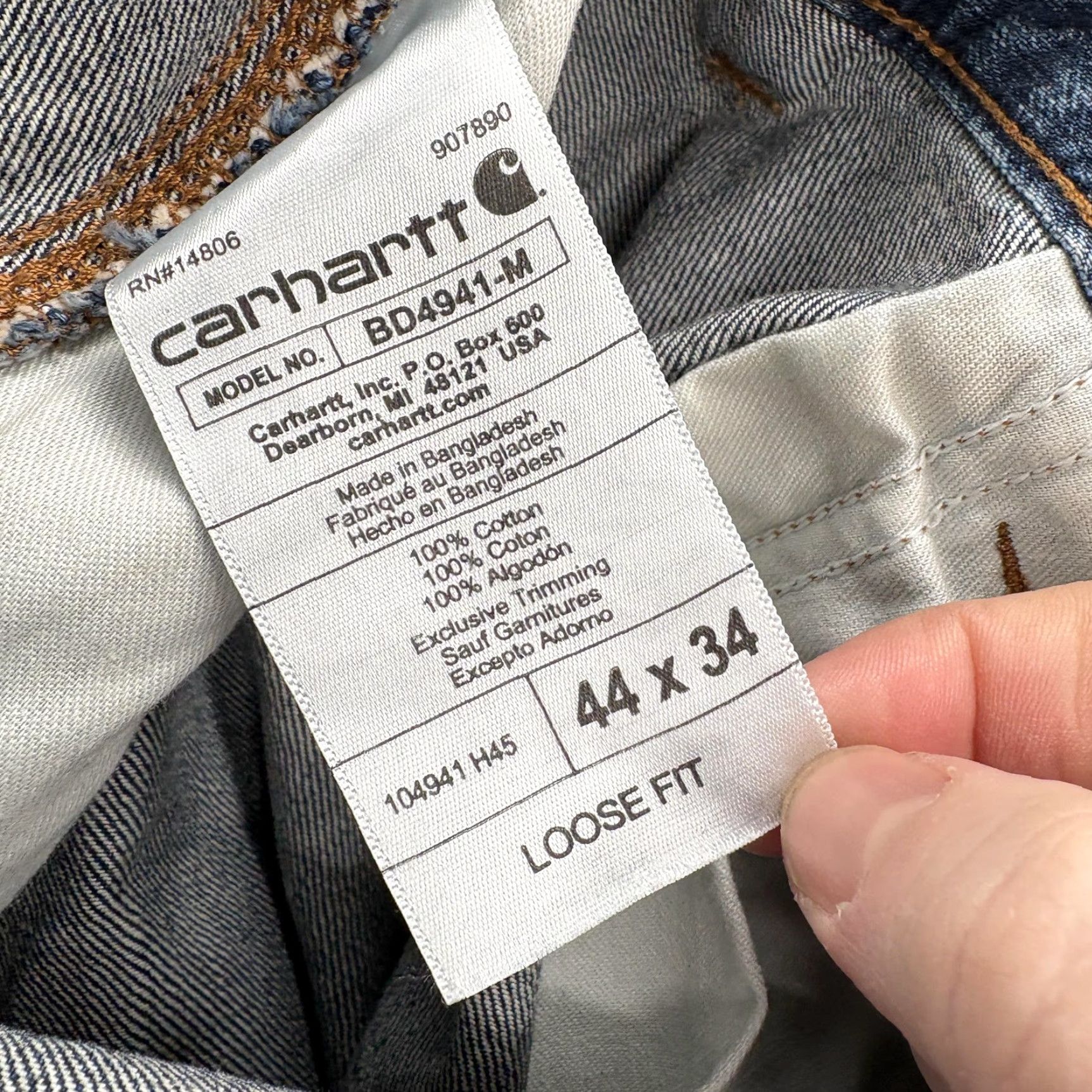 Carhartt VINTAGE Carhartt Utility Jeans Mens 44x34 Blue Medium Wash Loose Fit Denim Workwear NWT Size US 44 / EU 60 - 6 Thumbnail