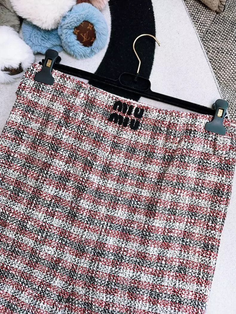 Prada Miu Miu Red Tweed Skirt Size 38-2506 Size 37" - 4 Thumbnail