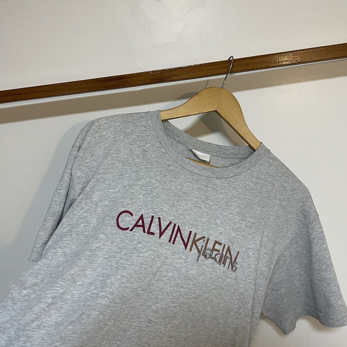 Calvin Klein × Vintage Vintage Calvin Klein Jeans Embroidered Tee Size US XL / EU 56 / 4 - 4 Thumbnail