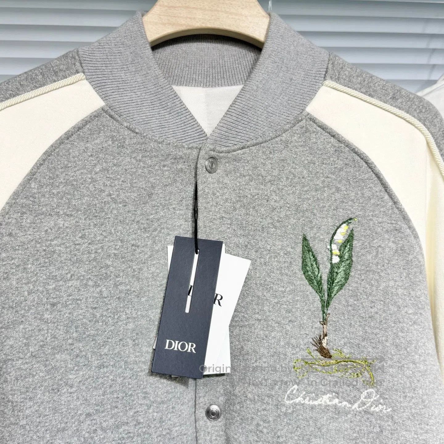 Dior Dior 2025 Pilot Jacket Gray Lily Embroidery. Size US XS / EU 42 / 0 - 3 Thumbnail