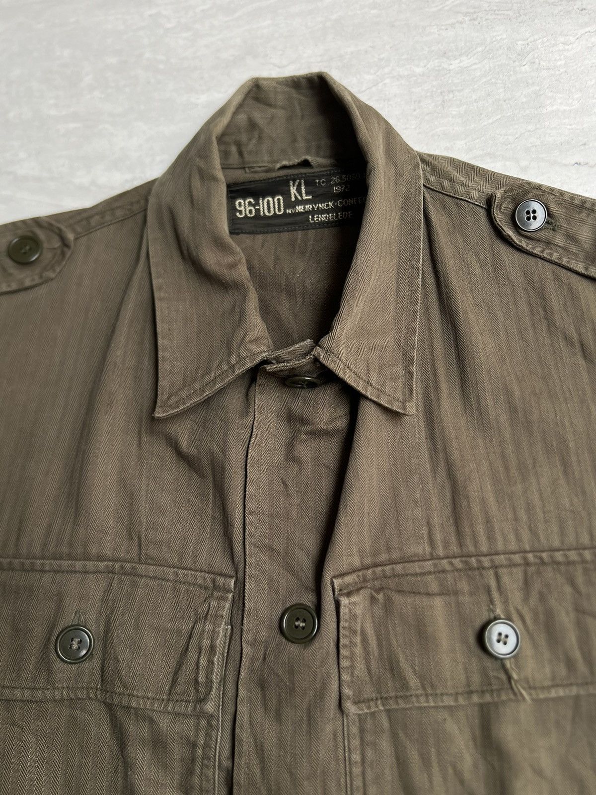 Vintage KL N.V. NEIR YNCK-CONFECTIE LENDELEDE Vest Army Military Size US L / EU 52-54 / 3 - 6 Thumbnail