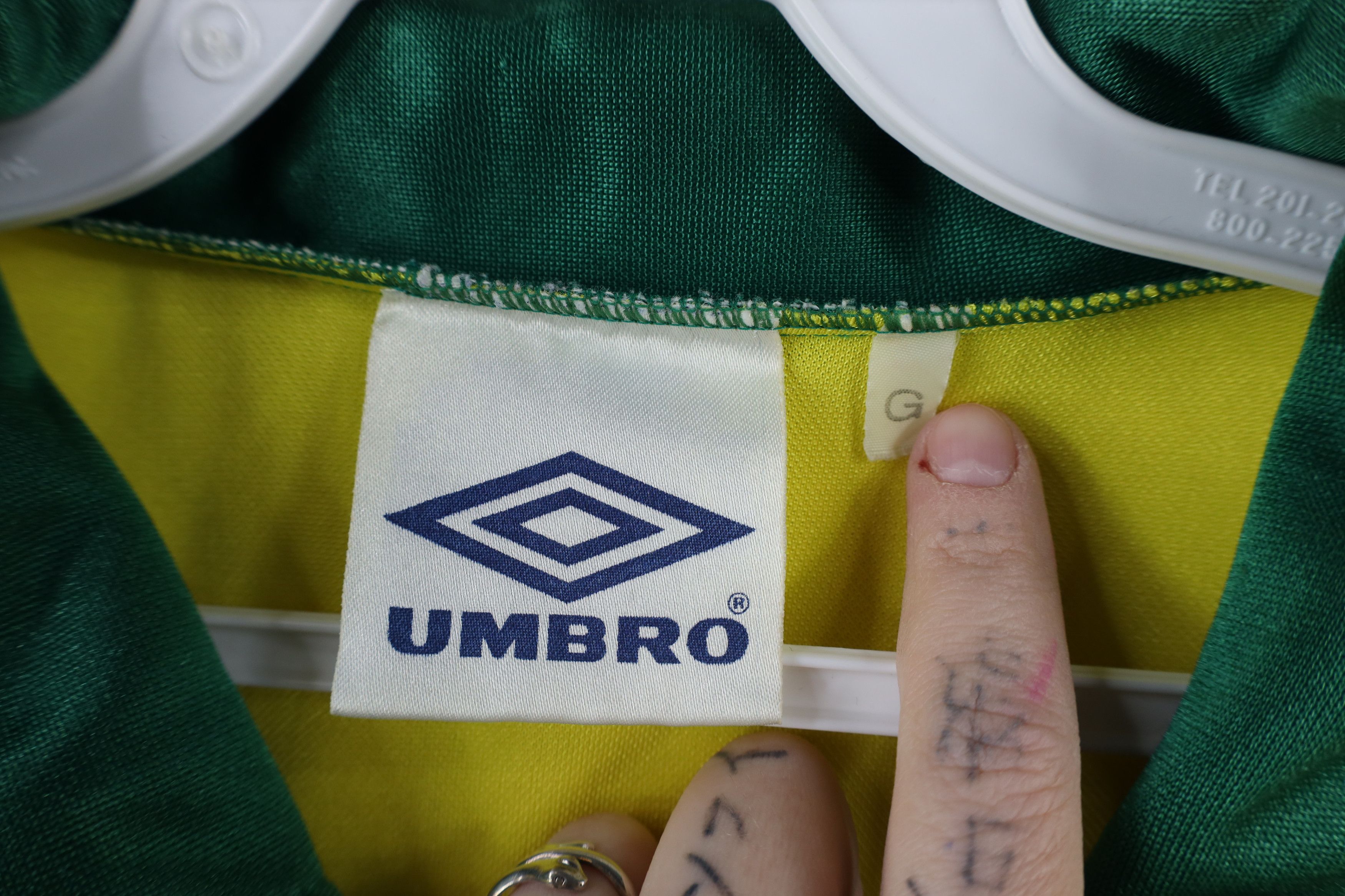 Umbro × Vintage Vintage 90s Umbro World Cup Brasil Soccer Football Jersey Size US L / EU 52-54 / 3 - 11 Thumbnail