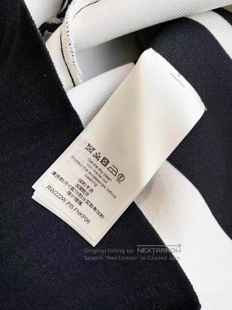 Louis Vuitton Louis Vuitton size xs Black and white striped side panel pr Size 25" / US 0 / IT 36 - 6 Thumbnail
