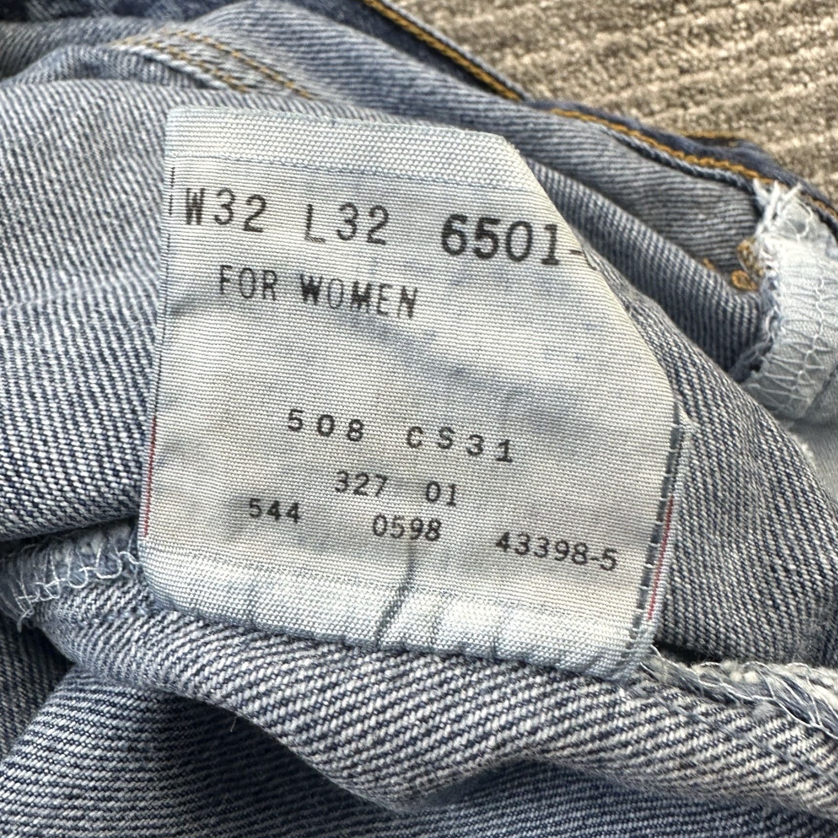 Levi's VINTAGE Levi's 501 Jeans Mens 32x32 Blue Denim Straight 1998 USA Made Size US 32 / EU 48 - 5 Thumbnail