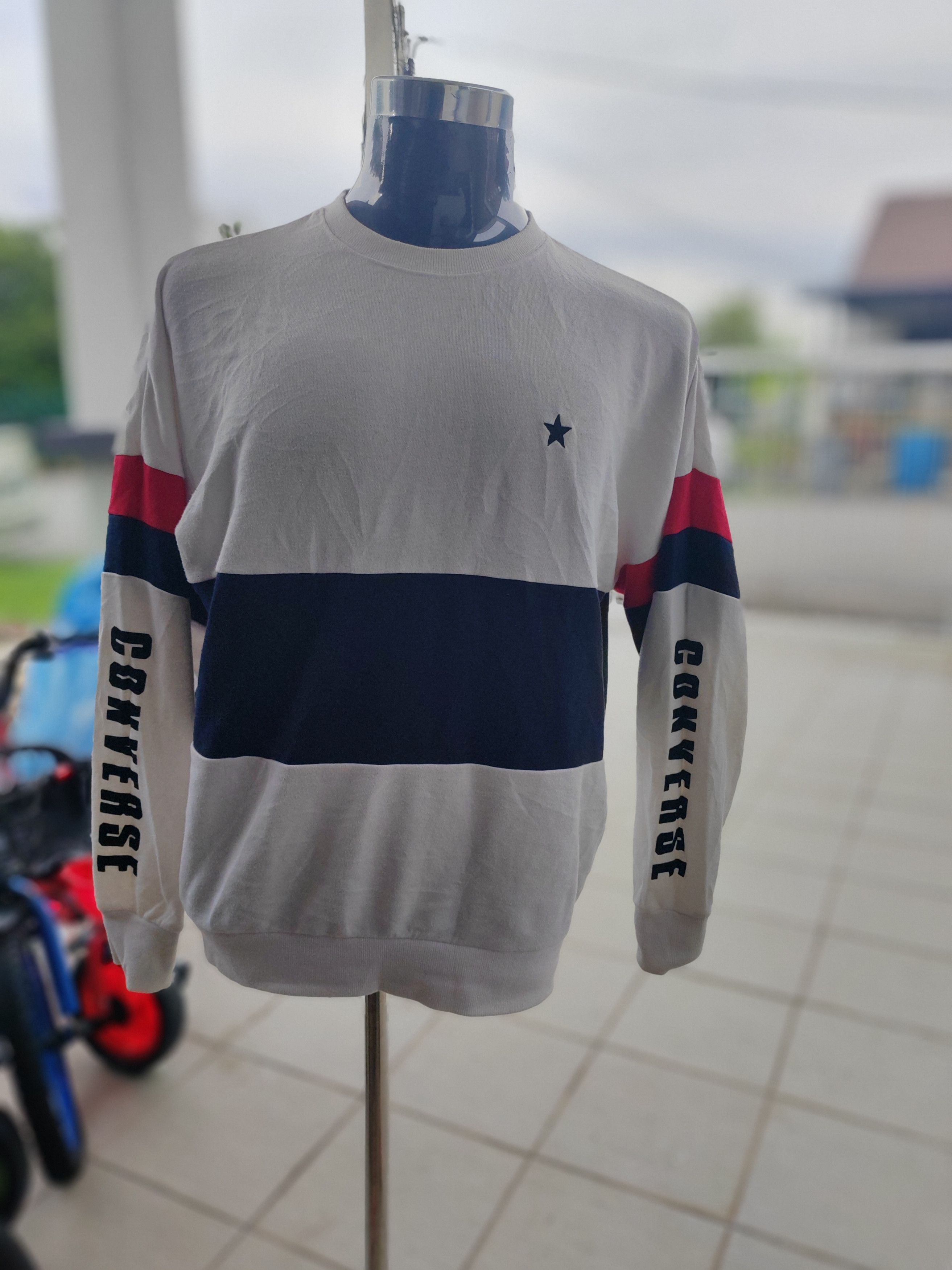 Converse vintage spell out