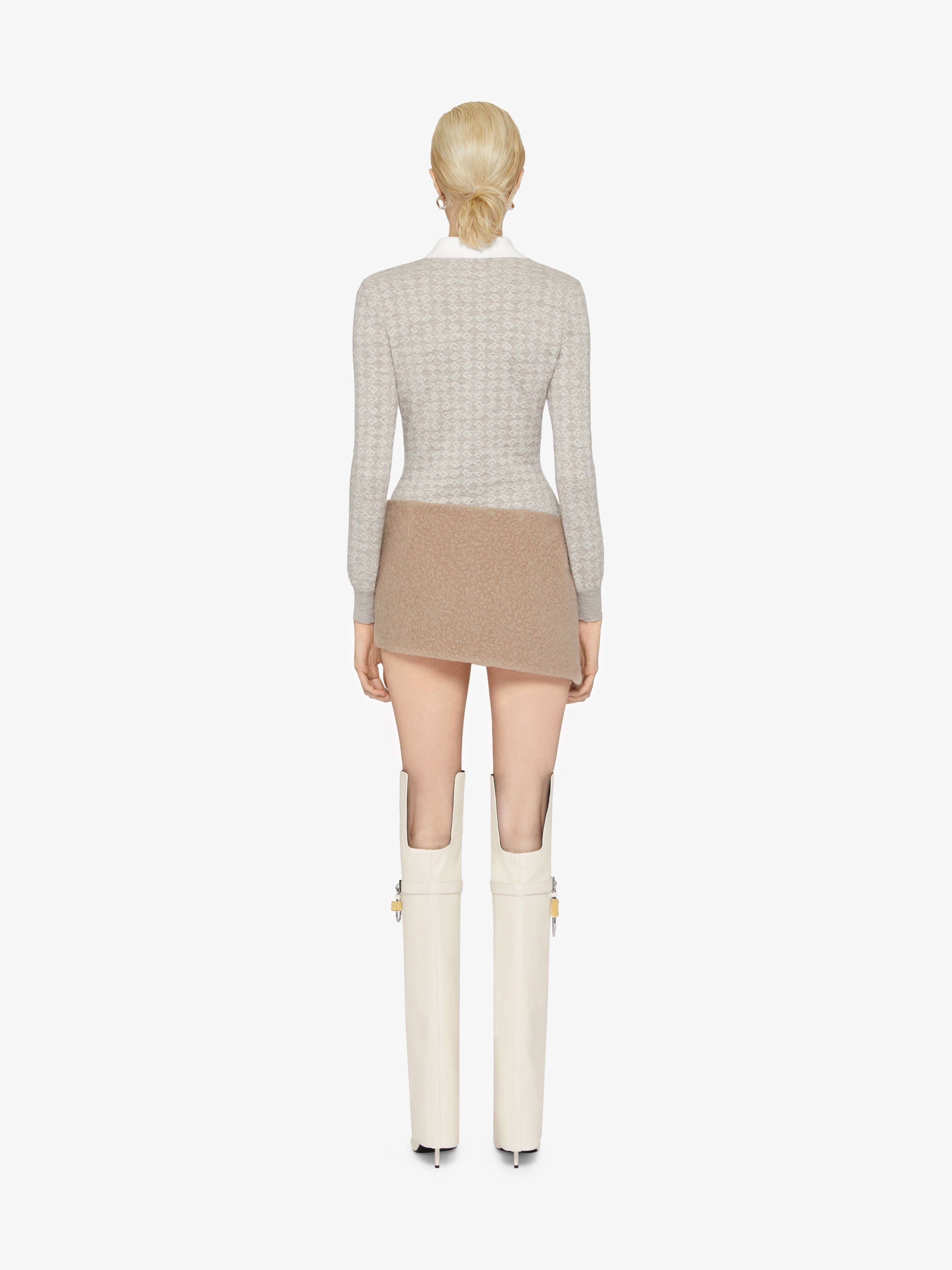 Givenchy oc11z0725 Sweater in Beige Size S / US 4 / IT 40 - 2 Thumbnail