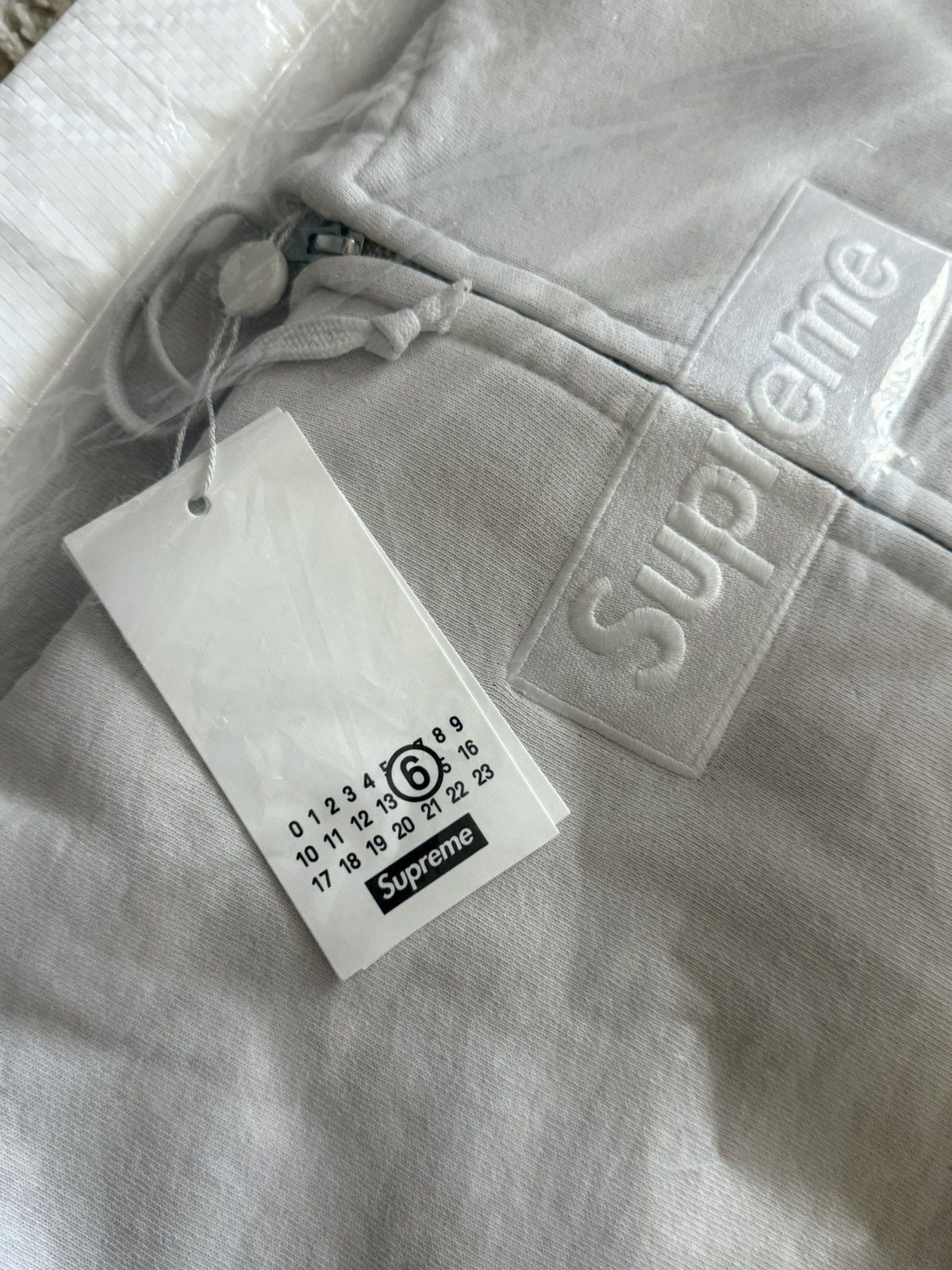 Maison Margiela × Supreme Maison Margiela Supreme Box Logo Zip Up Size US M / EU 48-50 / 2 - 7 Thumbnail