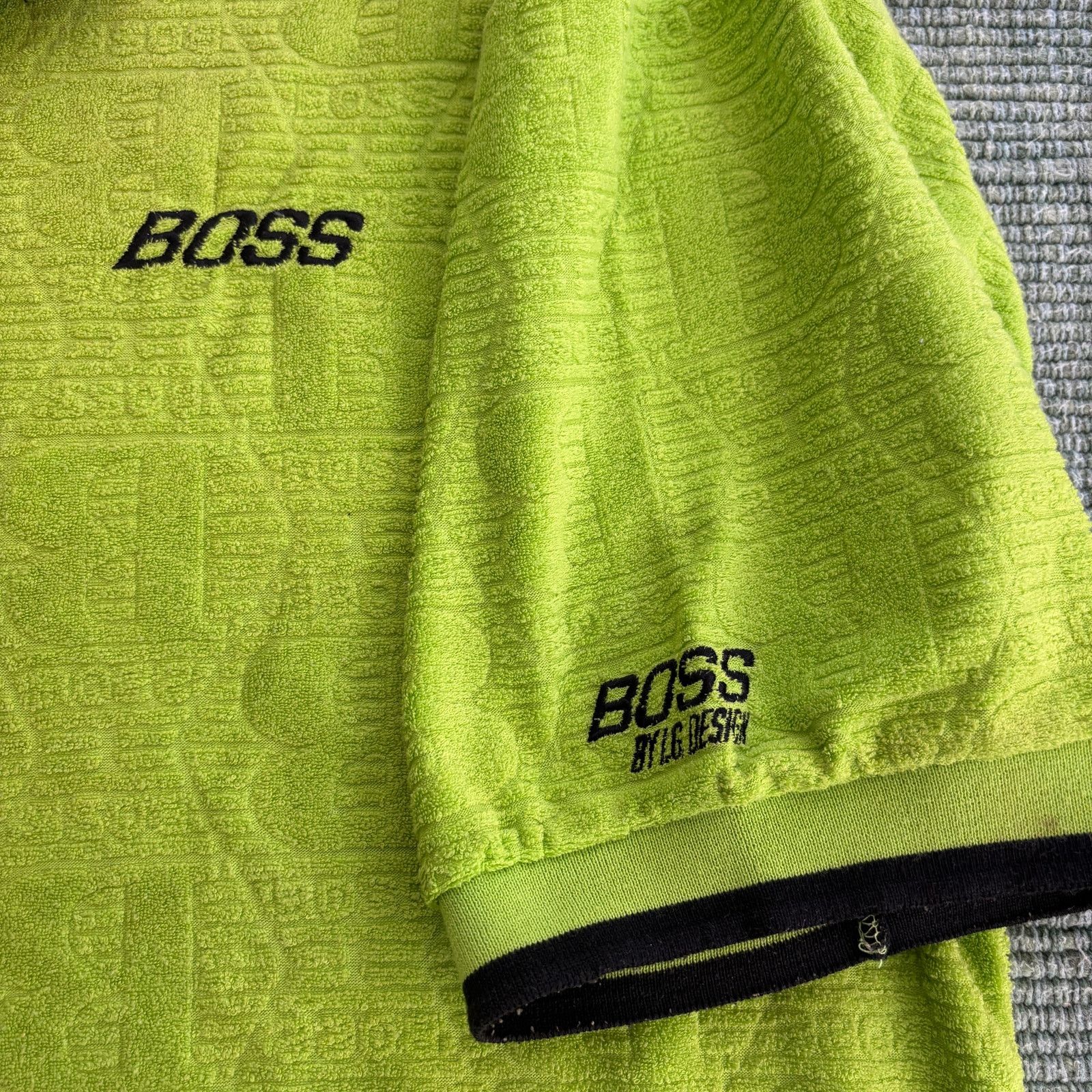 Vintage Y2K lime green BOSS terrycloth texture patterned baggy shirt Size US XL / EU 56 / 4 - 5 Thumbnail