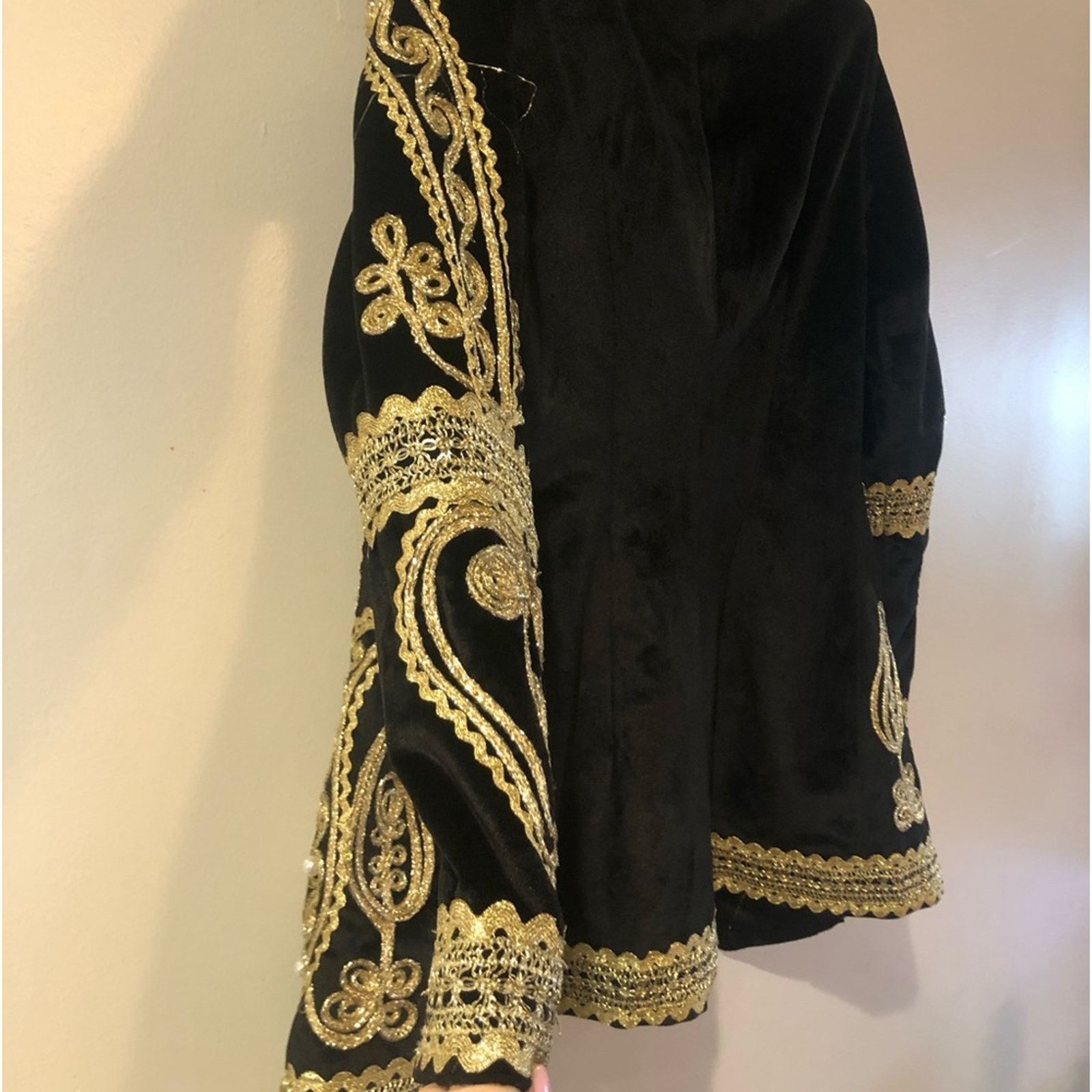 Other Gold embroidered velvet jacket. Size small/medium Size S / US 4 / IT 40 - 6 Thumbnail