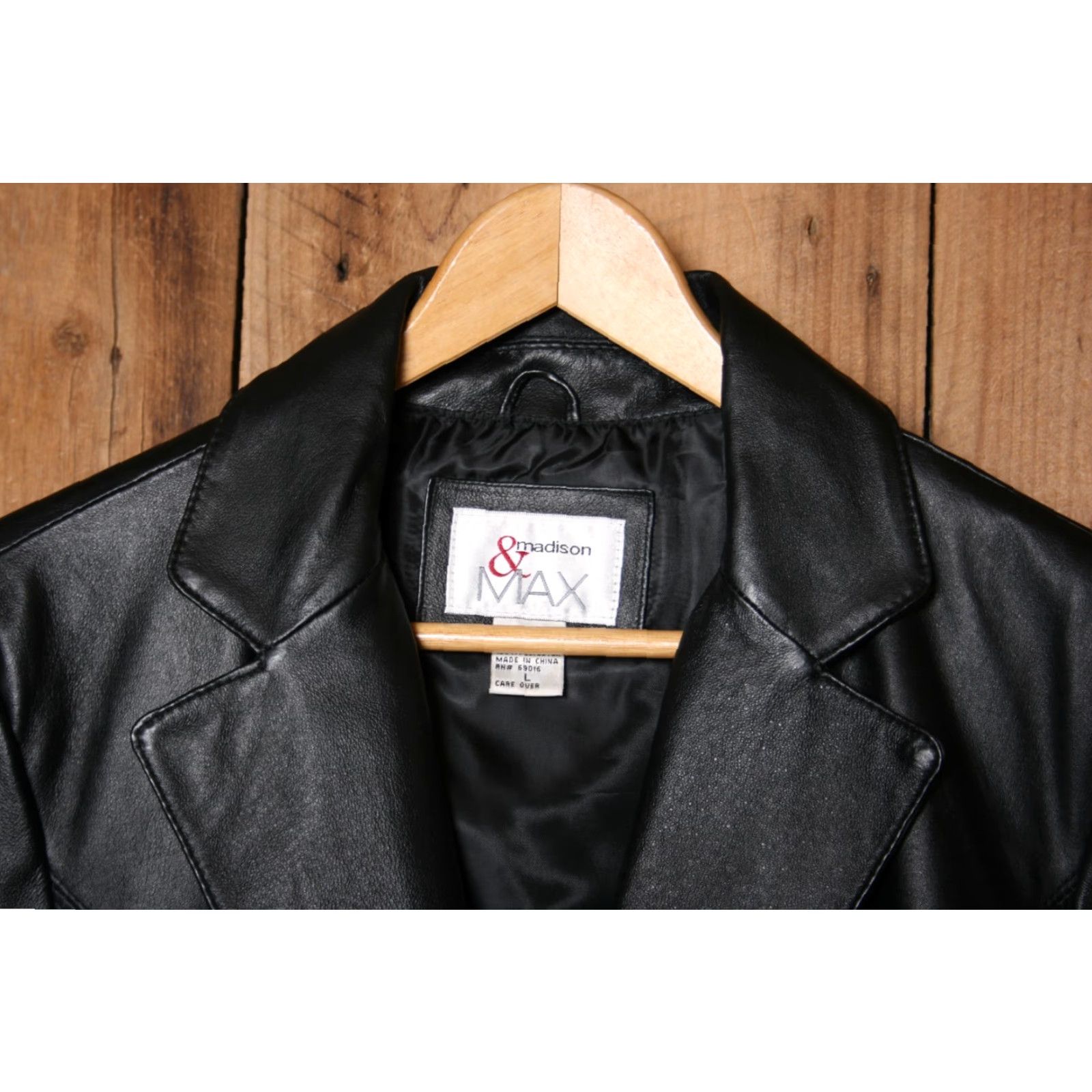 Madison MADISON & MAX Black Leather 3-Button Blazer Jacket Sz. L Womens Blazer Leather Jacket Black 3-Button L Size L / US 10 / IT 46 - 2 Thumbnail