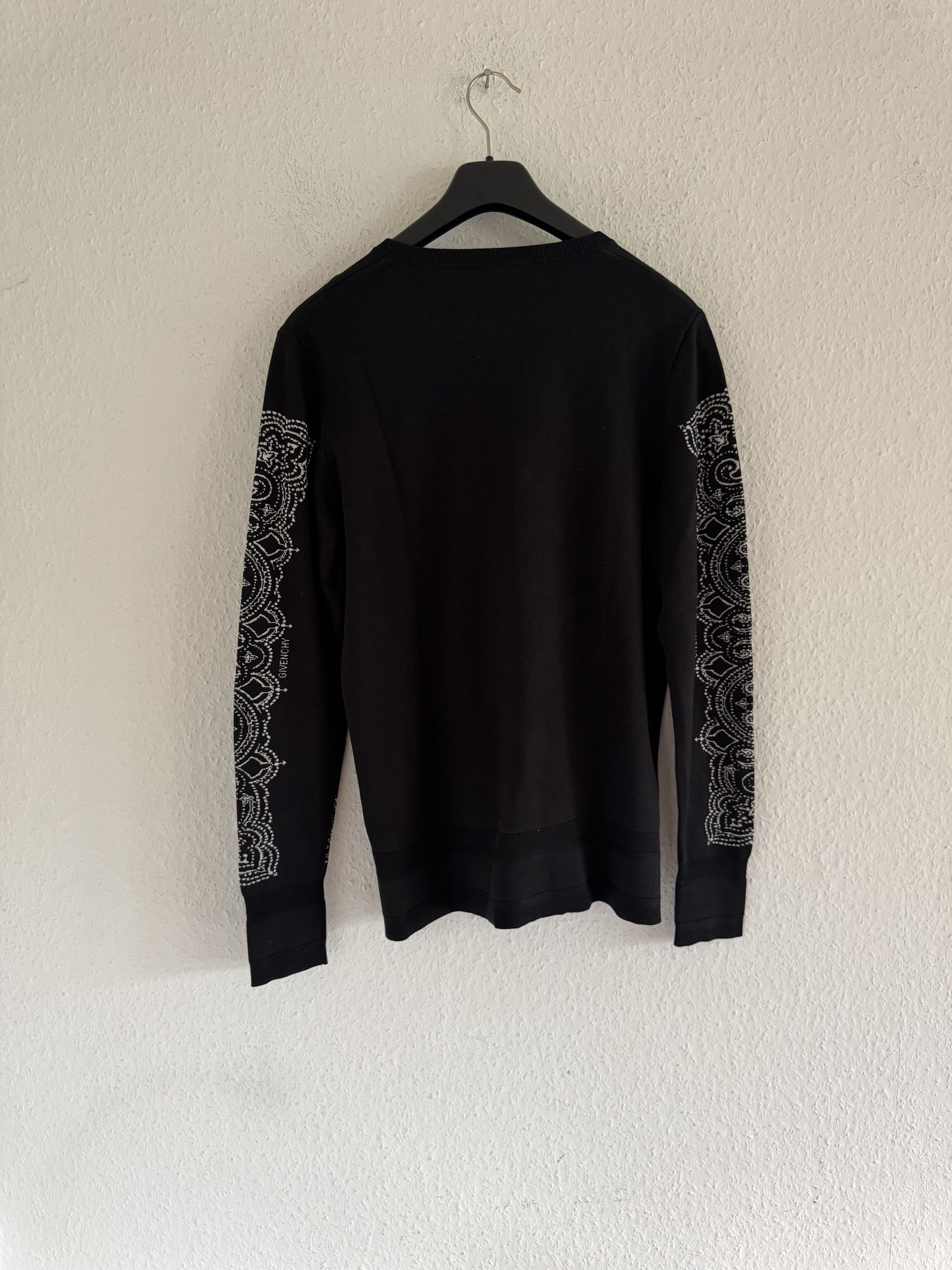 Givenchy Black White Paisley Silk Pullover Size US S / EU 44-46 / 1 - 8 Thumbnail