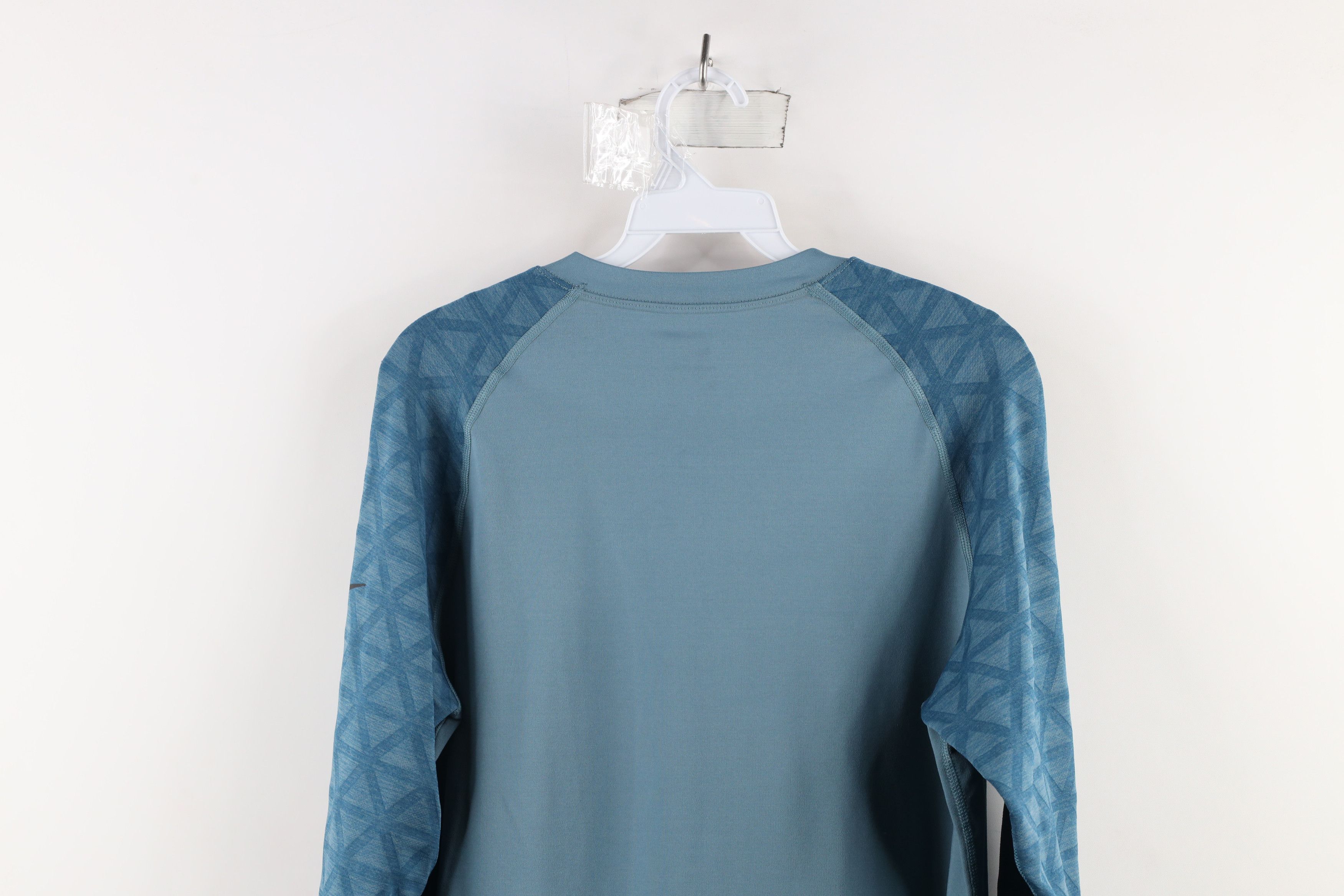 Nike × Vintage Nike Pro Long Sleeve Training Gym Running T-Shirt Blue Size US M / EU 48-50 / 2 - 10 Thumbnail