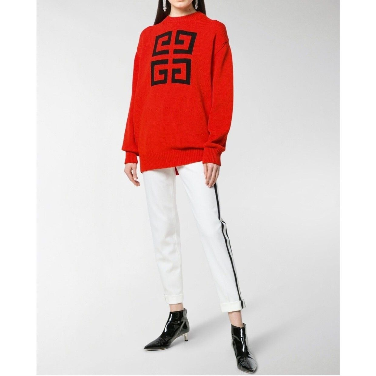 Givenchy Oversized 4G logo Sweater in Red & size M NWOT MSRP $1190 Size M / US 6-8 / IT 42-44 - 2 Thumbnail