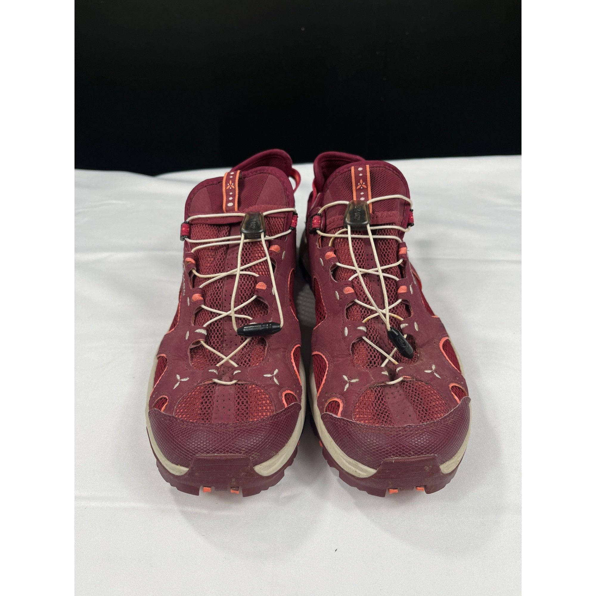 Salomon Salomon Womens Maroon Water Shoes Size 9.5 SKU 7376 Size US 9.5 / IT 39.5 - 1 Thumbnail
